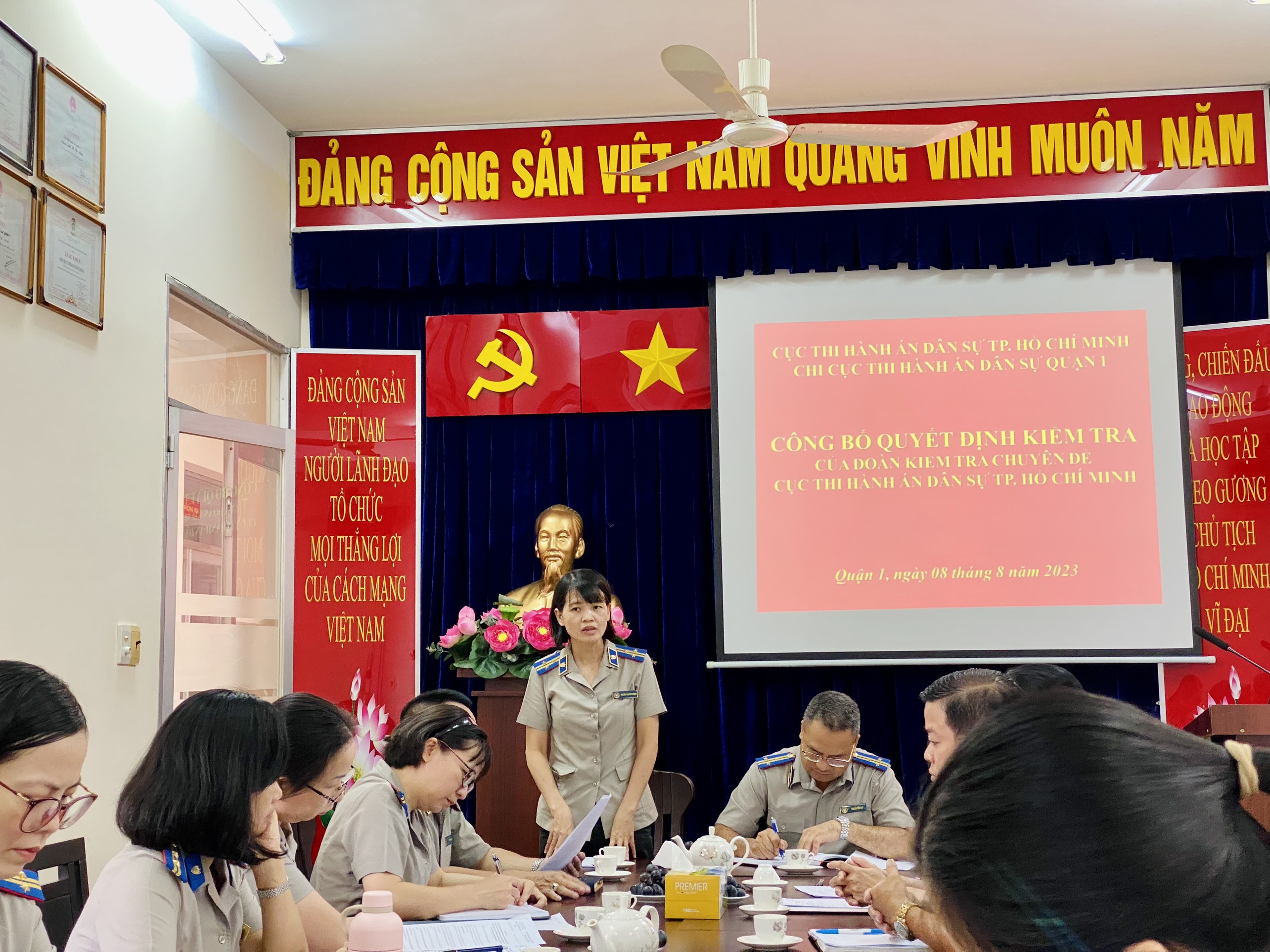 Công bố Quyết định kiểm tra chuyên đề tại Chi cục THADS Quận 1