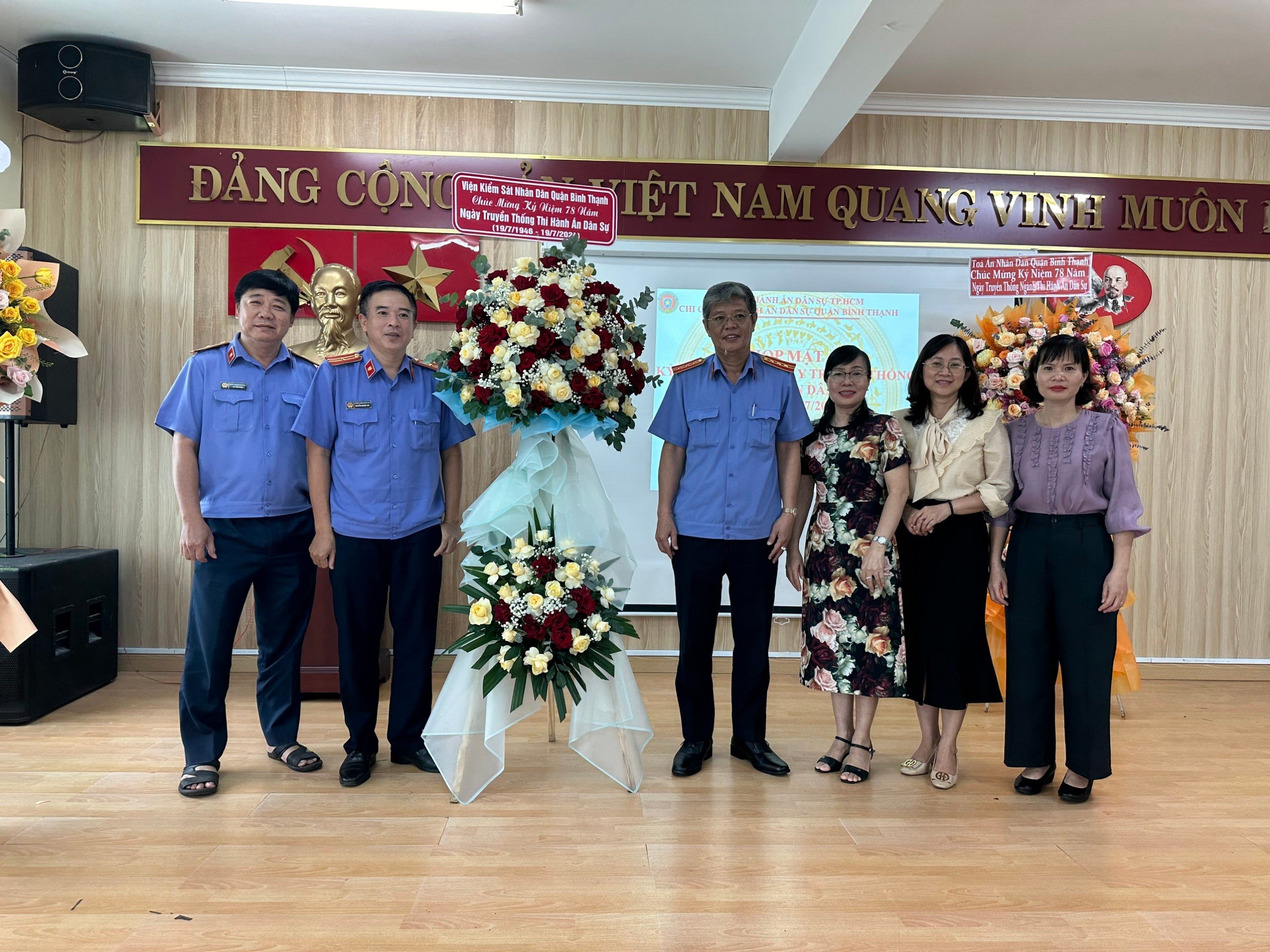 Chi cục Bình Thạnh gặp mặt công chức, người lao động nhân dịp Ngày truyền thống THADS 19/7