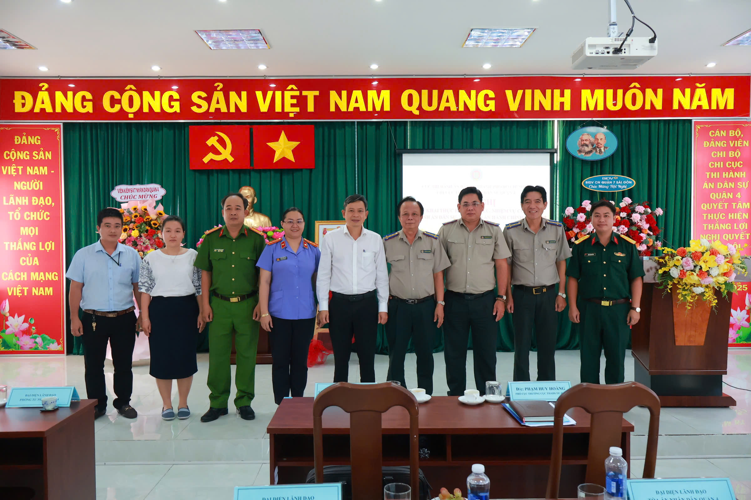 Chi cục Thi hành án dân sự Quận 4 tổ chức Hội nghị triển khai thực hiện chỉ tiêu, nhiệm vụ về công tác thi hành án dân sự, thi hành án hành chính năm 2025.