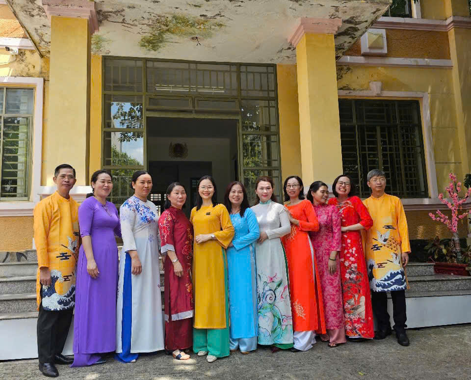 CHI CỤC THADS QUẬN 6 HƯỞNG ỨNG TUẦN LỄ ÁO DÀI VIỆT NAM 2025