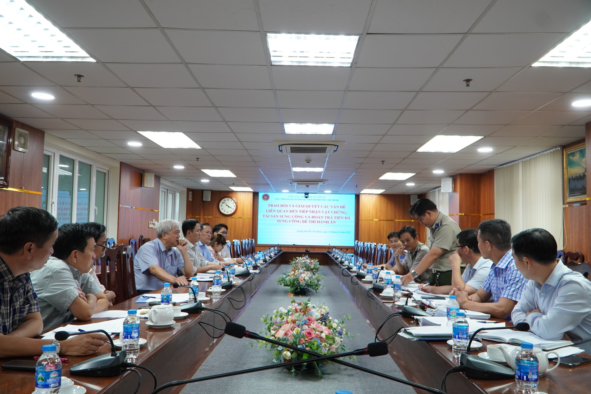 Tăng cường phối hợp liên ngành trong thi hành án: Giải quyết kịp thời các vướng mắc trong tiếp nhận, xử lý vật chứng và hoàn trả tiền đã sung công