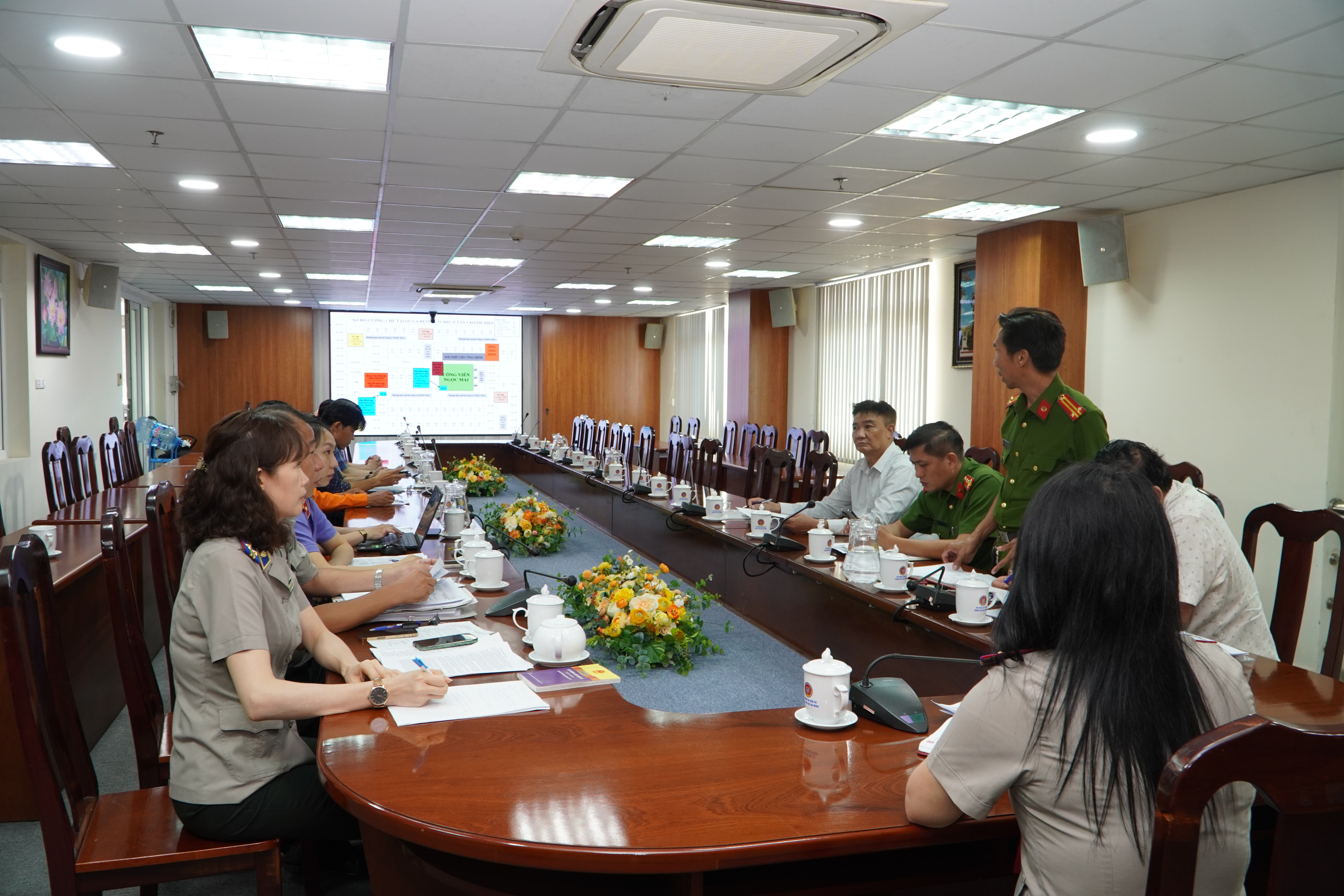 Thực trạng, giải pháp trong công tác tổ chức cưỡng chế thi hành án