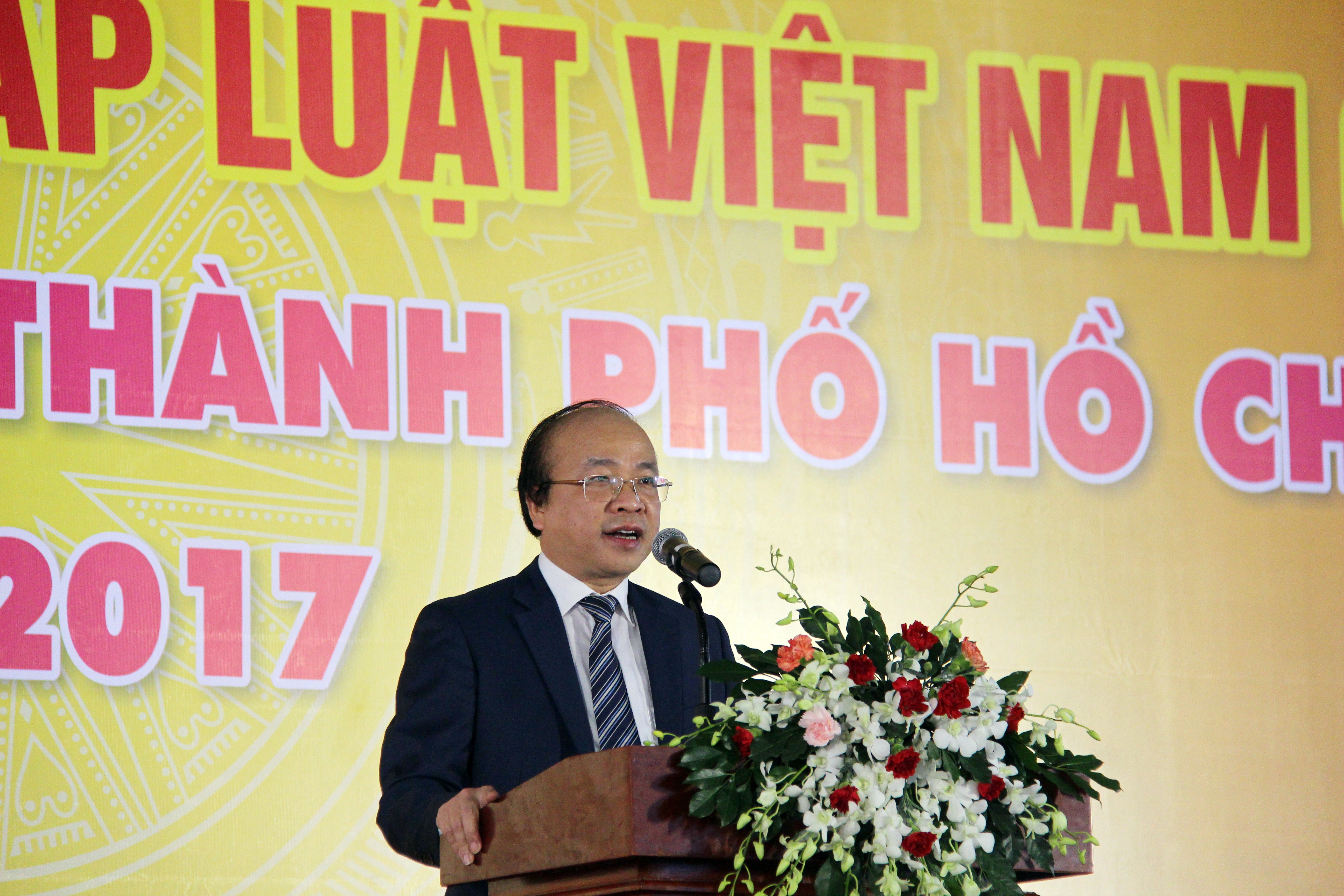 ĐỂ TINH THẦN “NGÀY PHÁP LUẬT” ĐI VÀO ĐỜI SỐNG