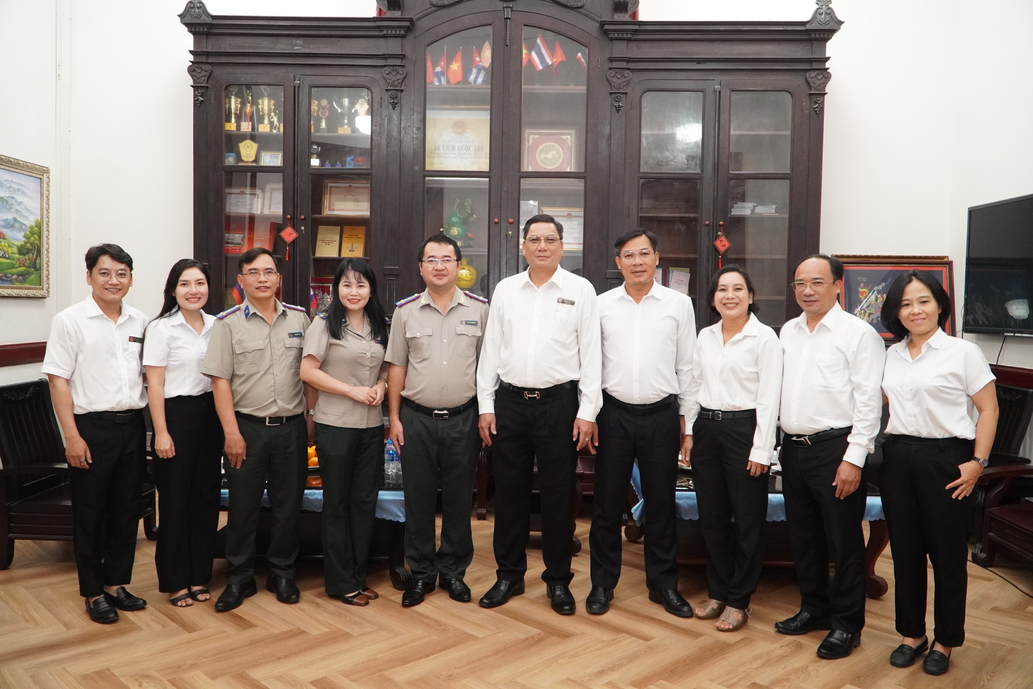 Tăng cường công tác phối hợp giữa TAND và Thi hành án dân sự tạo điều kiện thuận lợi để hoàn thành nhiệm vụ.