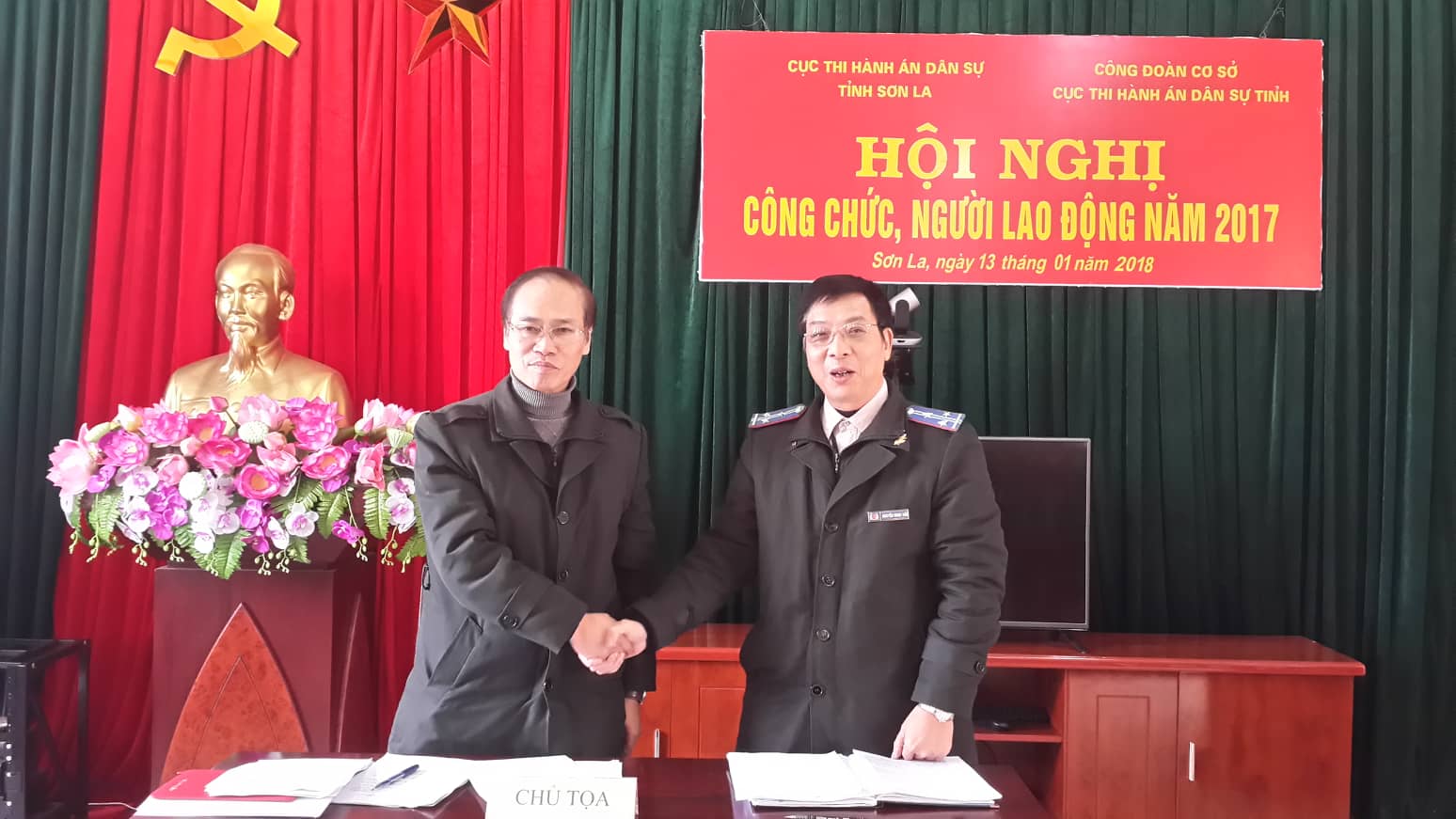 Cục Thi hành án dân sự tỉnh Sơn La  tổ chức Hội nghị công chức và người lao động năm 2017