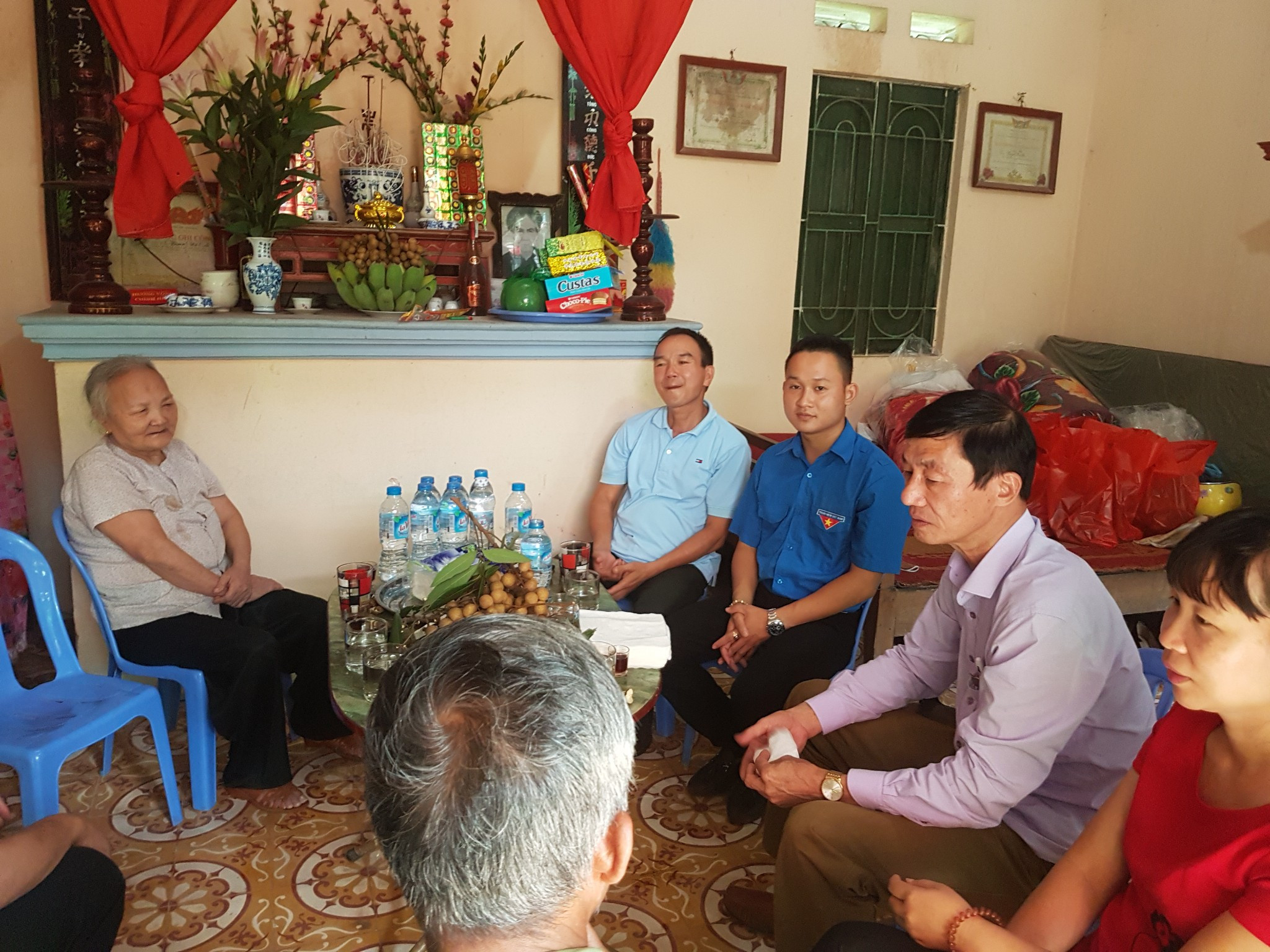 Phát huy truyền thống “Uống nước nhớ nguồn, đền ơn đáp nghĩa,”, nhân dịp kỷ niệm 70 năm Ngày Thương binh liệt sỹ (27/7/1947-27/7/2017), ngày 14/7/2017