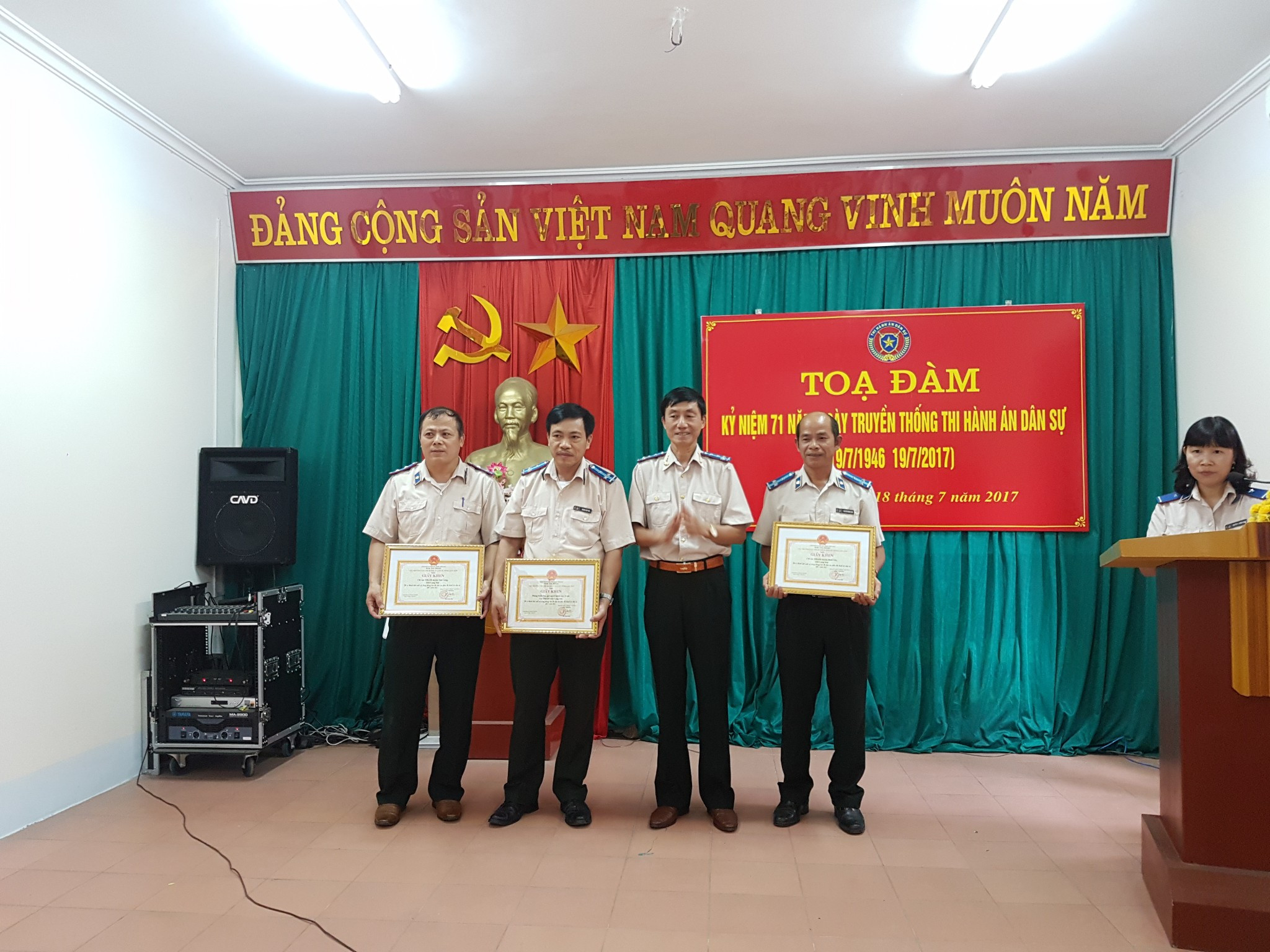 Tọa đàm nhân Kỷ niệm 71 năm Ngày Truyền thống Thi hành án dân sự (19/7/1946 - 19/7/2017)