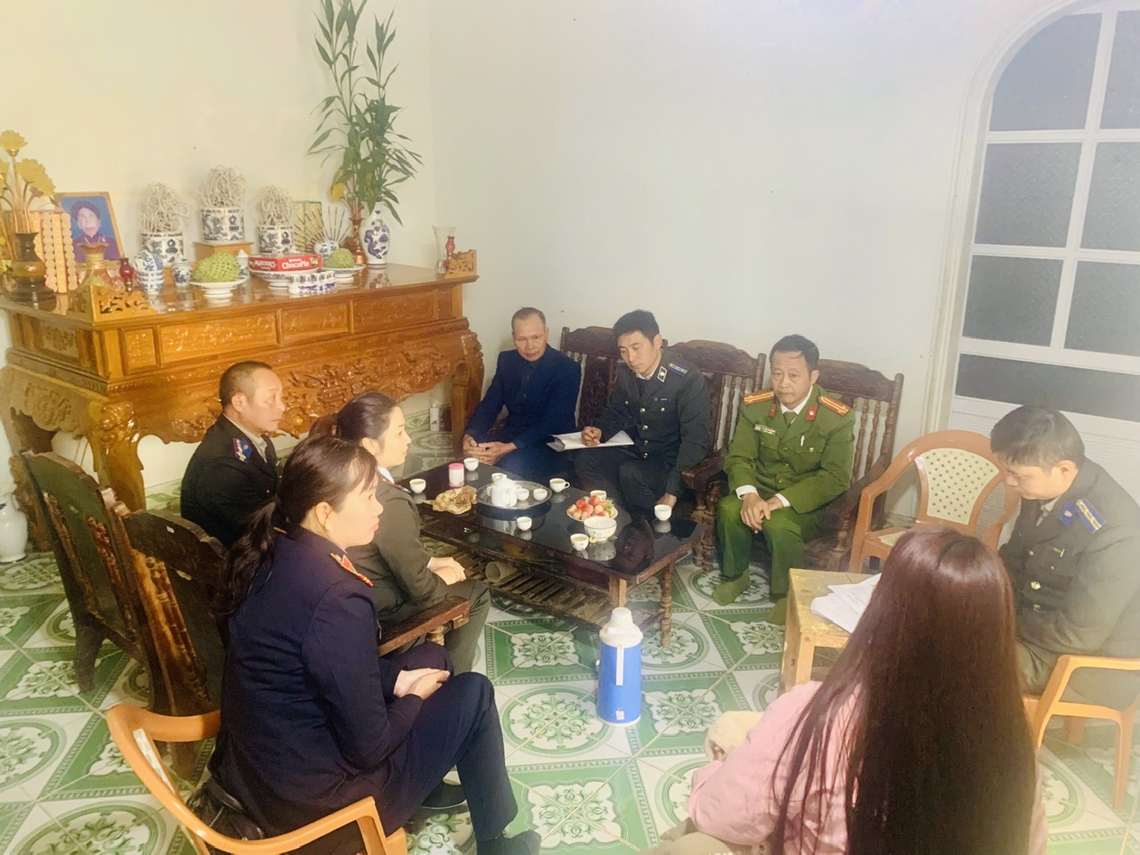 Phòng Thi hành án dân sự khu vực 4 tổ chức thi hành án giao con thành công