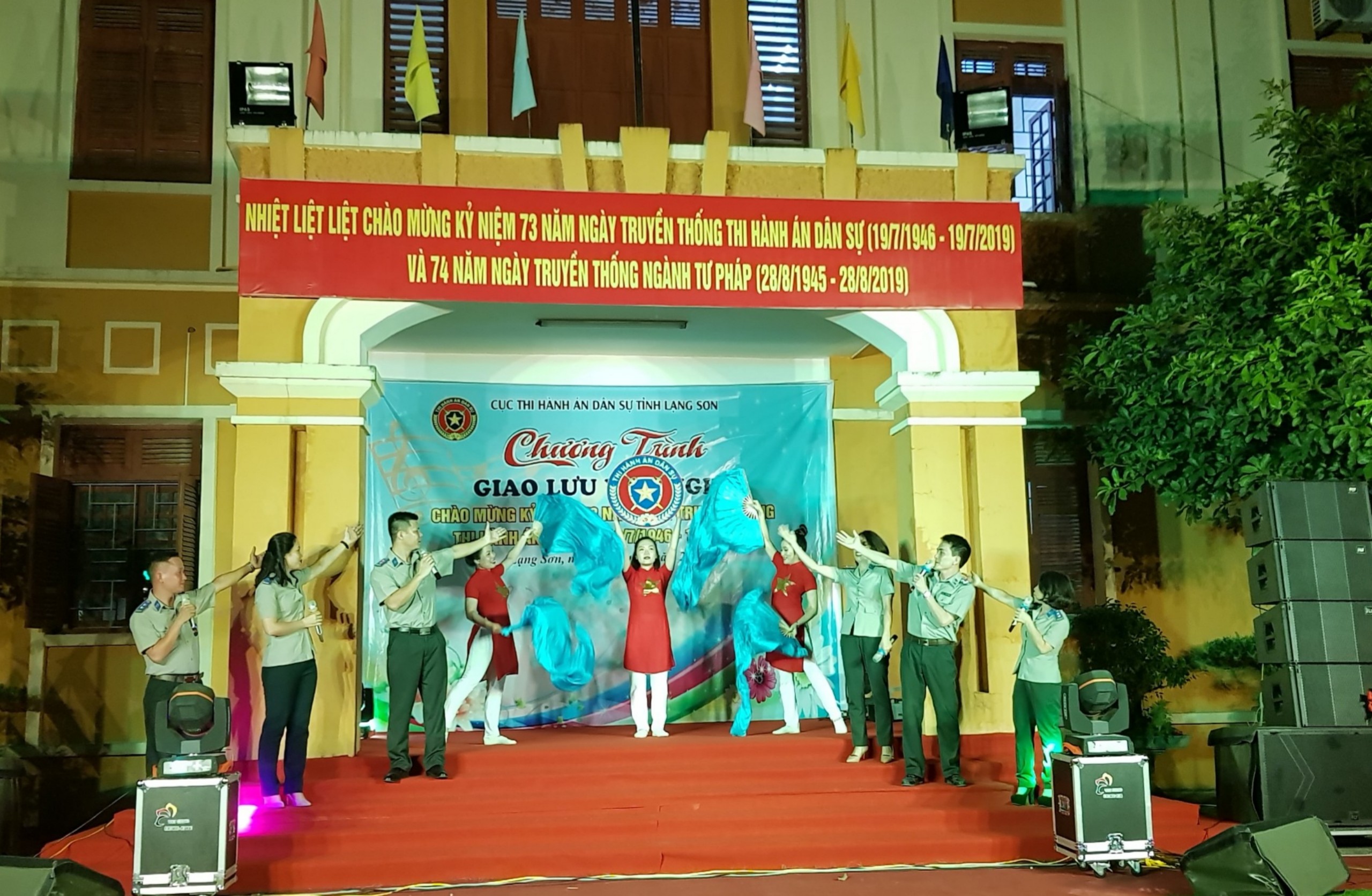 Cục THADS tỉnh Lạng Sơn: Sôi nổi các hoạt động chào mừng Kỷ niệm 73 năm ngày Truyền thống Thi hành án dân sự (19/7/1946 - 19/7/2019), đẩy mạnh các phong trào thi đua thực hiện thắng lợi các nhiệm vụ trọng tâm công tác thi hành án dân sự năm 2019