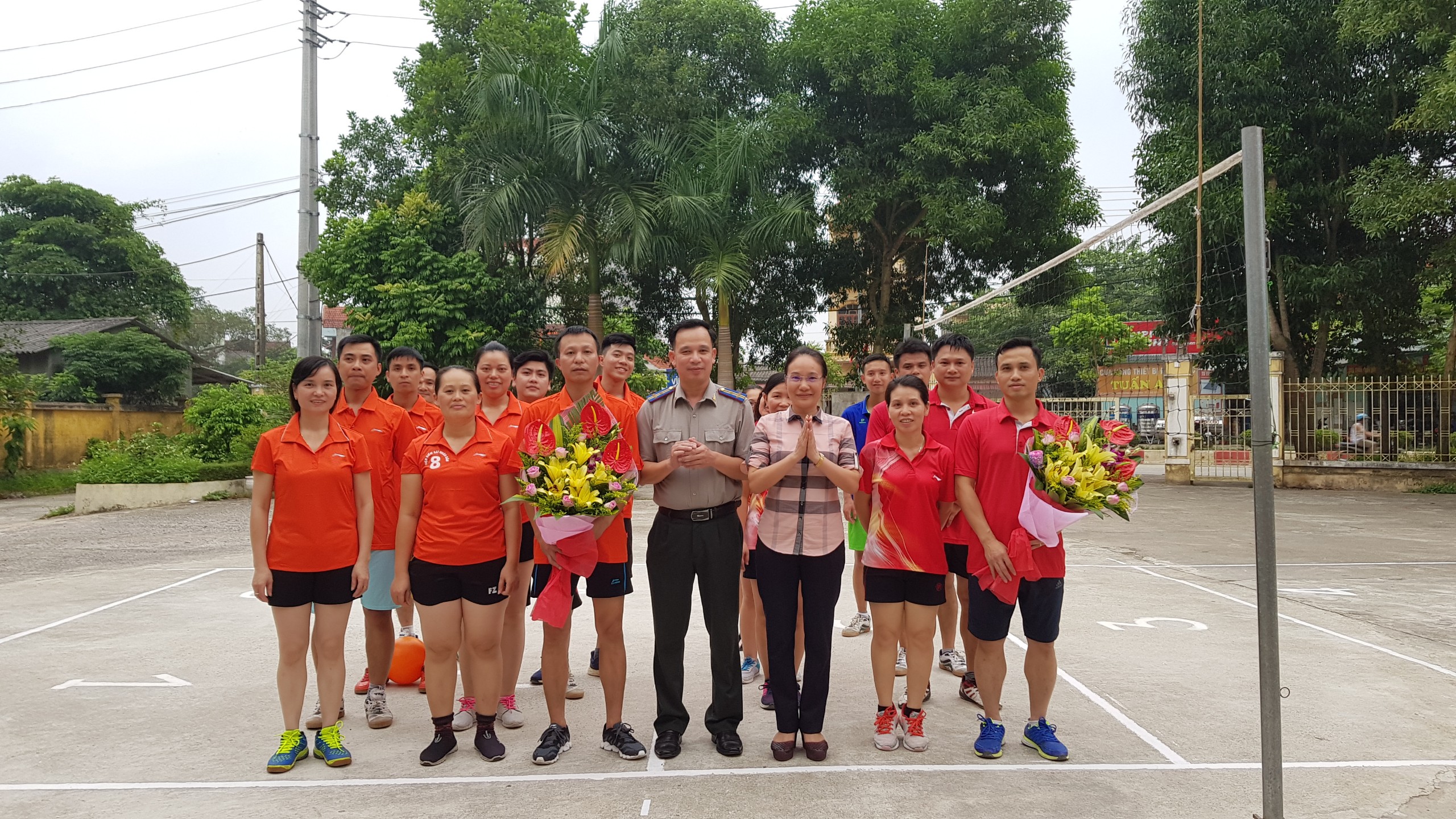 Giao lưu Bóng chuyền hơi giữa Cục Thi hành án dân sự và Viện Kiểm sát nhân dân tỉnh Lạng Sơn