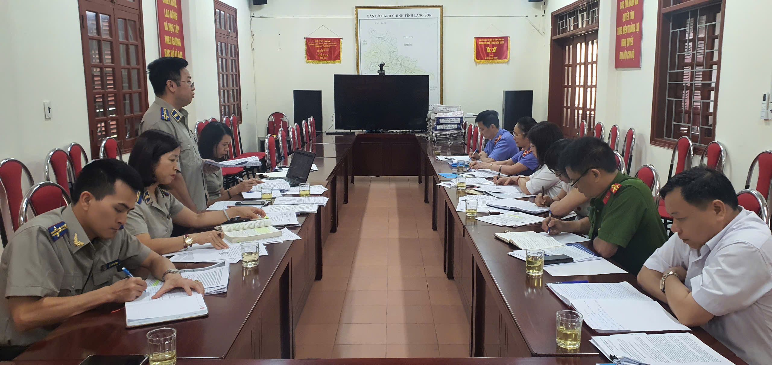 Cục thi hành án dân sự tỉnh Lạng Sơn tổ chức Hội nghị lấy ý kiến  góp ý hồ sơ dự thảo Luật thi hành án dân sự (sửa đổi, bổ sung)