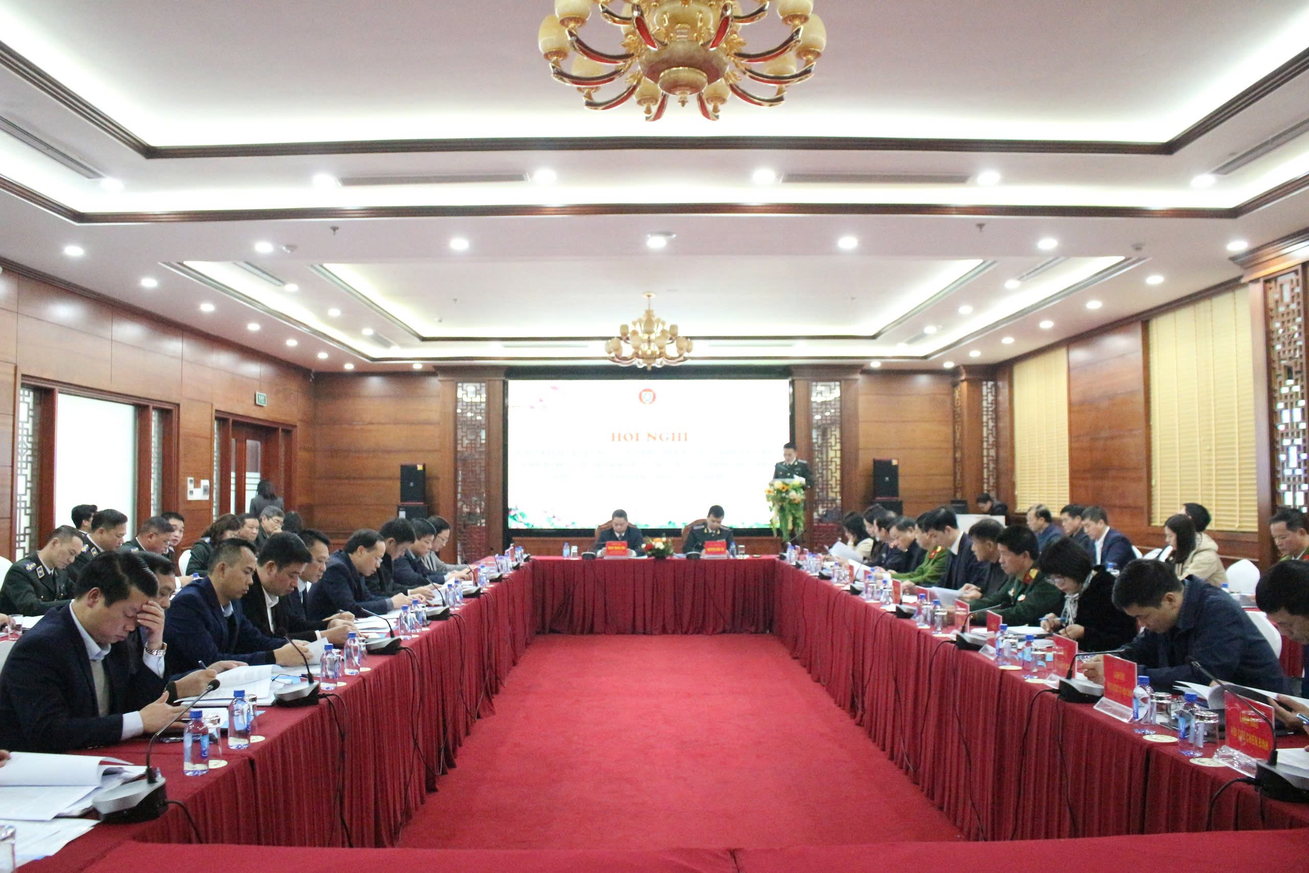 Các Đại biểu dự Hội nghị