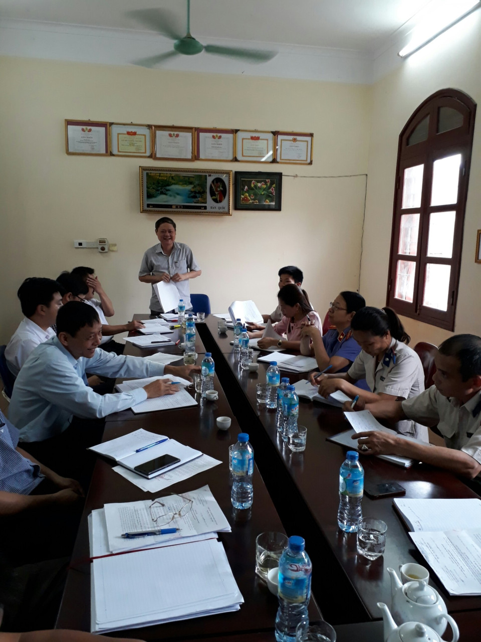 BAN PHÁP CHẾ HỘI ĐỒNG NHÂN HUYỆN GIÁM SÁT CÔNG TÁC THI HÀNH ÁN DÂN SỰ TẠI CHI CỤC THI HÀNH ÁN DÂN SỰ HUYỆN CHI LĂNG