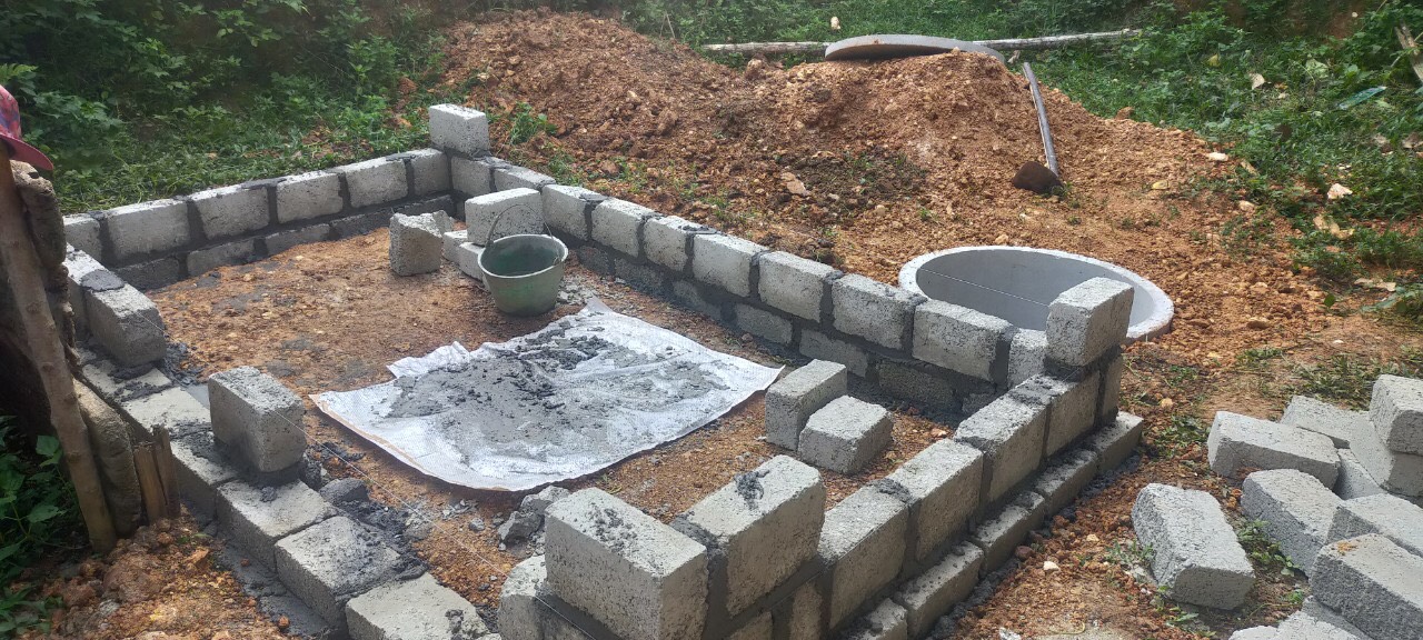 Chi cục THADS Chiêm Hoá: Hỗ trợ xây dựng nhà vệ sinh, kết hợp nhà tắm theo tiêu chuẩn CWS để giúp đỡ hộ đồng bào dân tộc Mông thuộc diện hộ nghèo có hoàn cảnh đặc biệt khó khăn tại xã Tri Phú