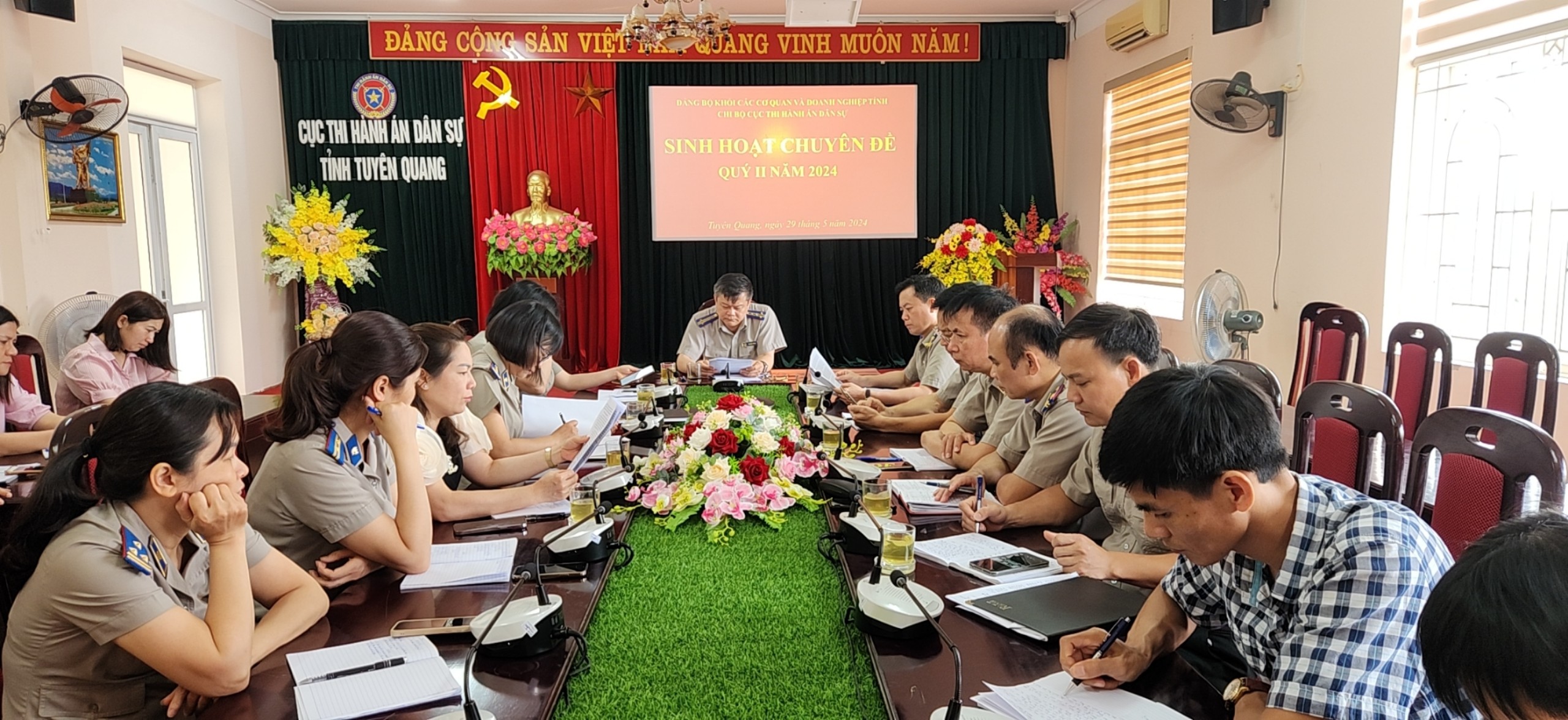 Chi bộ Cục Thi hành án dân sự tỉnh Tuyên Quang sinh hoạt chuyên đề quý II năm 2024