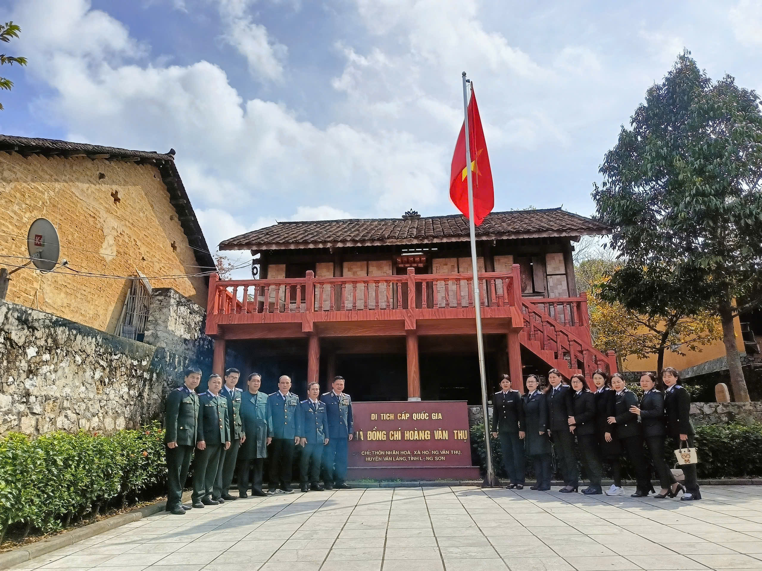 Chi bộ Chi cục Thi hành án dân sự huyện Hữu Lũng về nghiên cứu, học tập, triển khai thực hiện Chuyên đề năm 2025