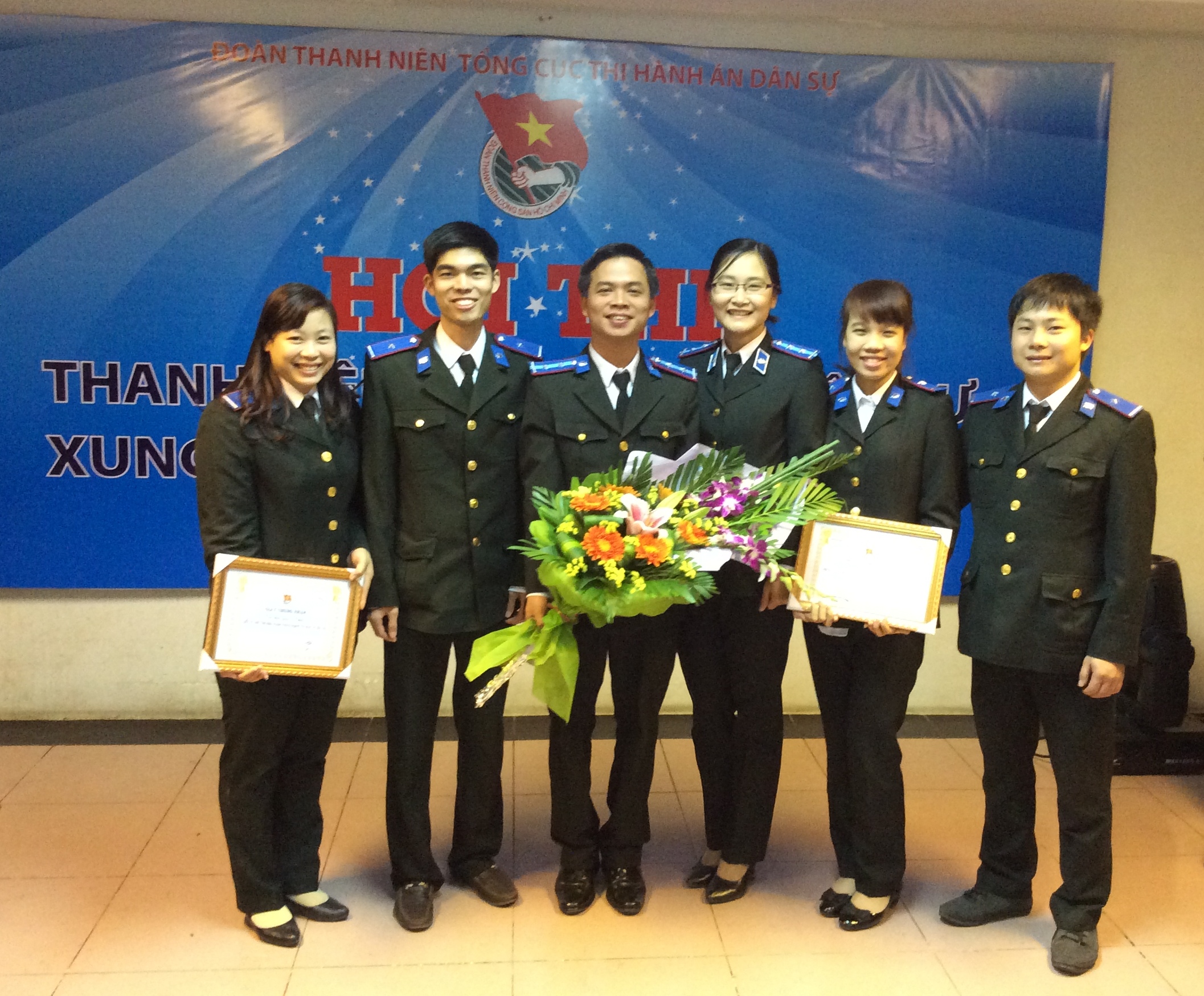 Tuổi trẻ tiến bước