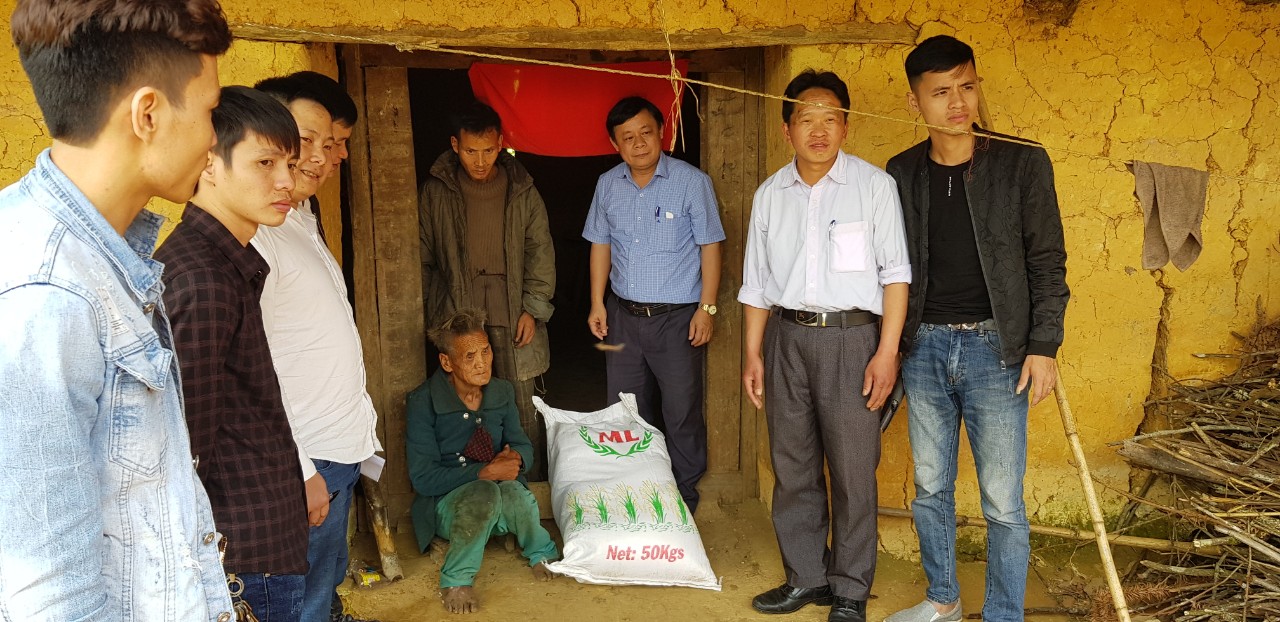 Thiện nguyện “chung tay xây dựng nông thôn mới”