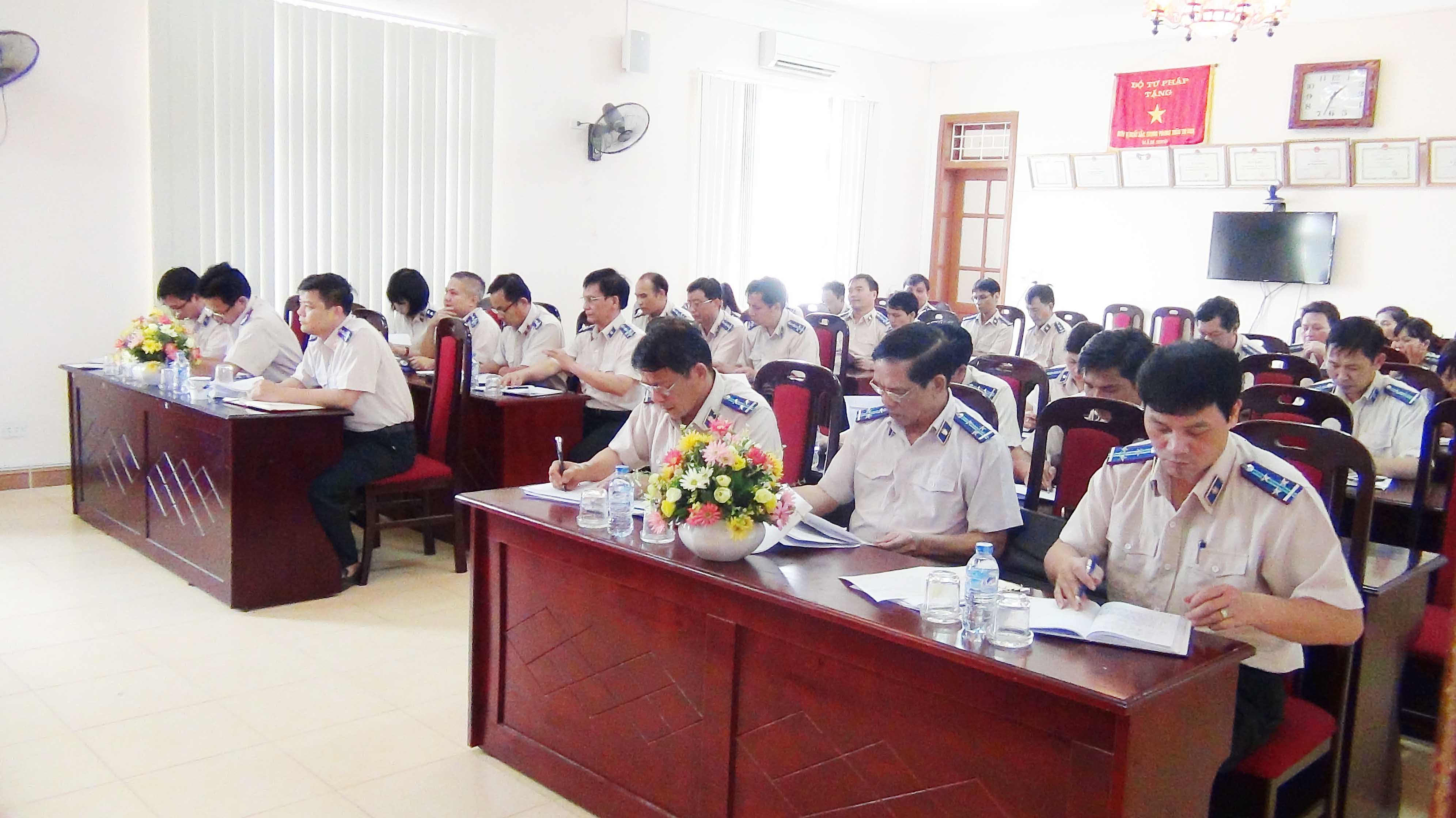 Cục Thi hành án dân sự tỉnh tổ chức hội nghị sơ kết công tác 6 tháng đầu năm 2017