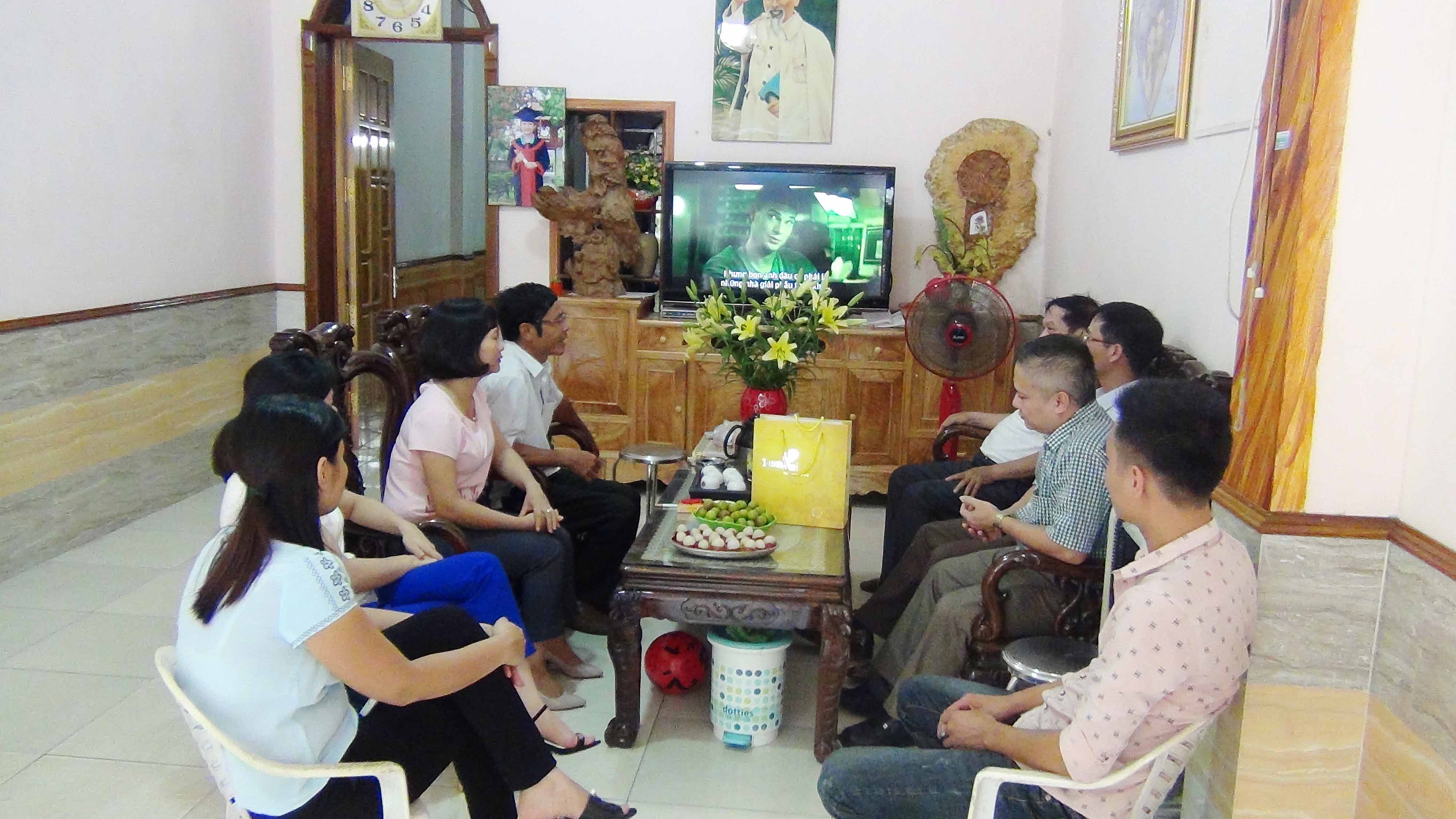 Cục THADS tỉnh thăm và tặng quà các gia đình liệt sĩ, thương binh nhân dịp kỷ niệm 70 năm Ngày thương binh, liệt sĩ.