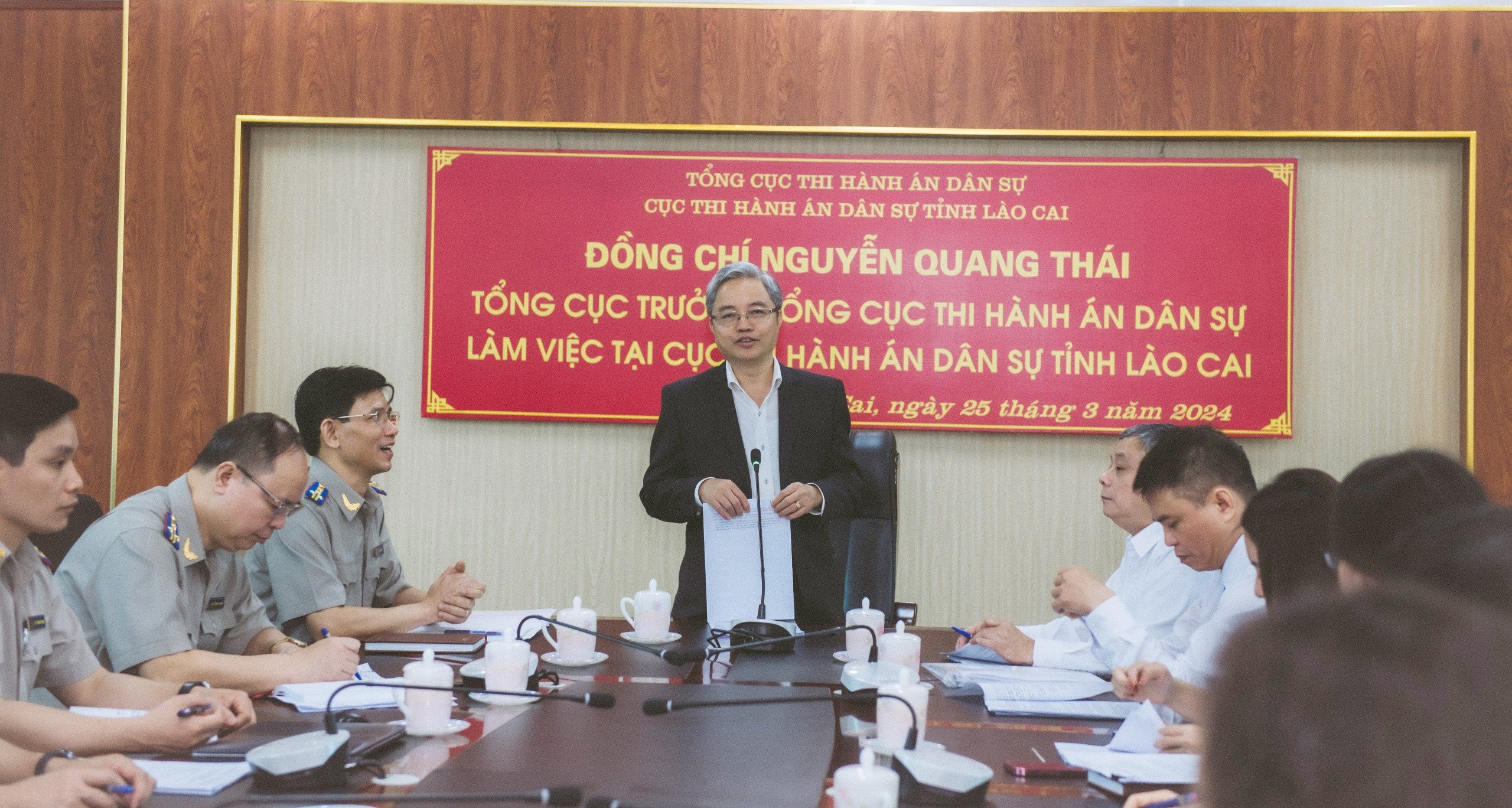 TỔNG CỤC TRƯỞNG NGUYỄN QUANG THÁI LÀM VIỆC TẠI CỤC THI HÀNH ÁN DÂN SỰ TỈNH LÀO CAI