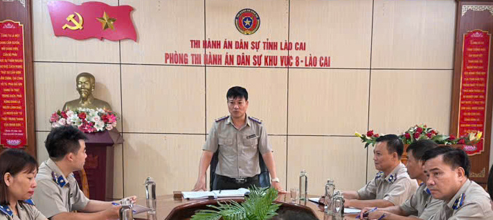 Trưởng THADS tỉnh Lào Cai Trần Văn Tường làm việc với các Phòng THADS khu vực, kiểm tra, đôn đốc thực hiện chỉ tiêu, nhiệm vụ công tác năm 2025; kết quả vận hành cơ quan THADS một cấp và tiếp nhận trụ sở làm việc mới sau sáp nhập.