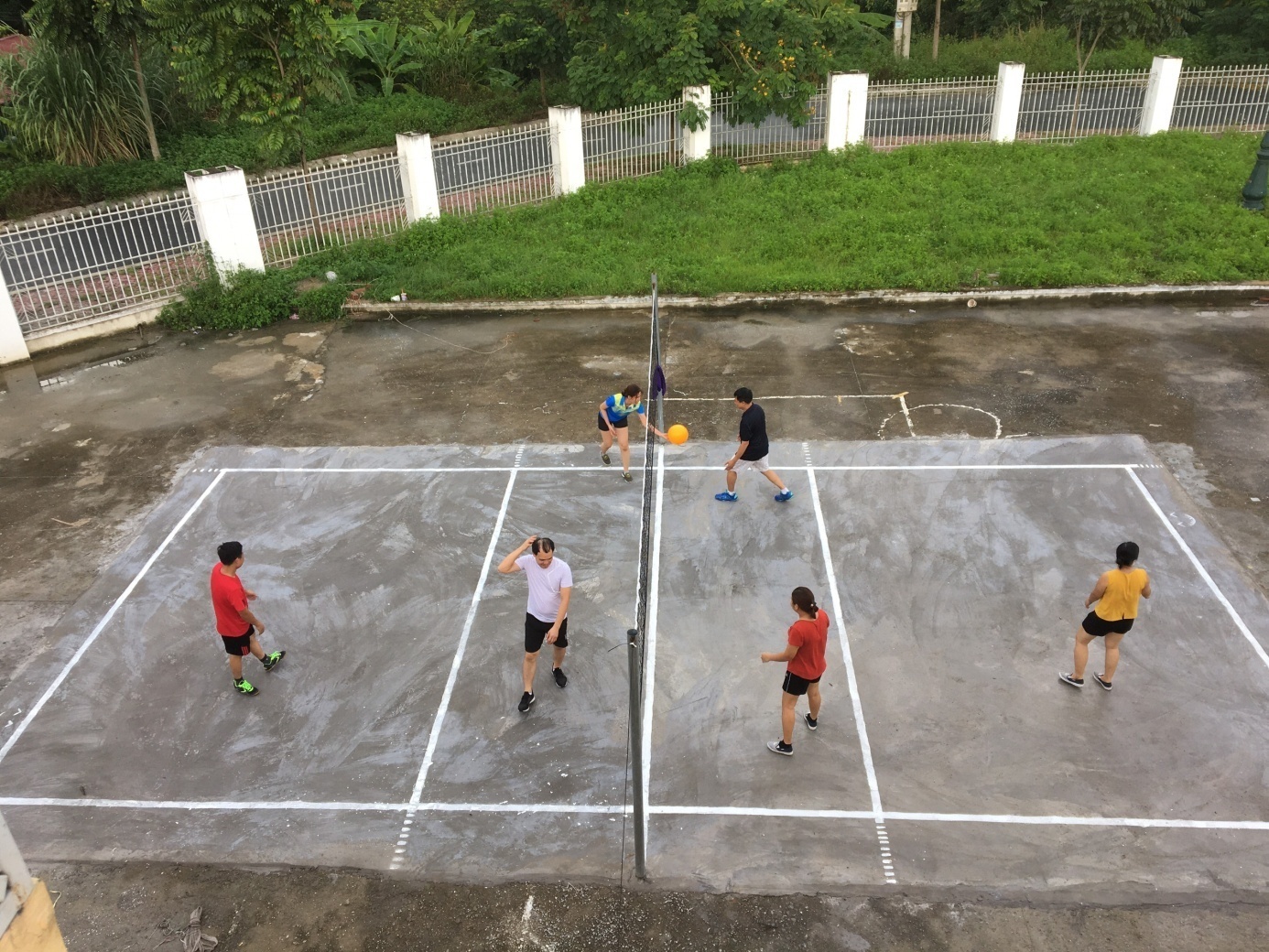 Đẩy mạnh phong trào thể dục thể thao