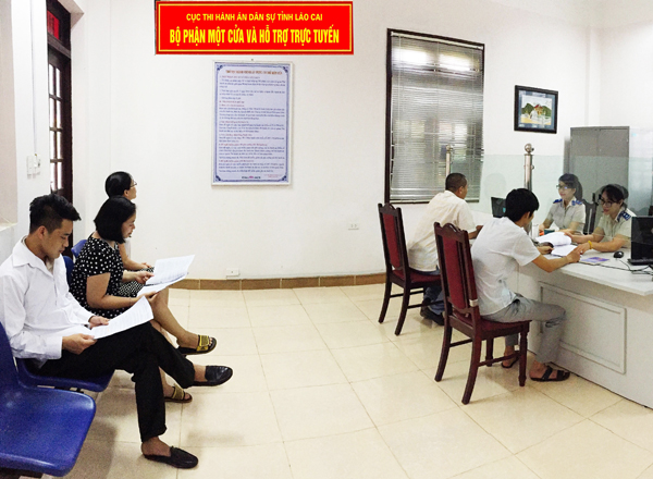 Cải cách hành chính trong thi hành án dân sự