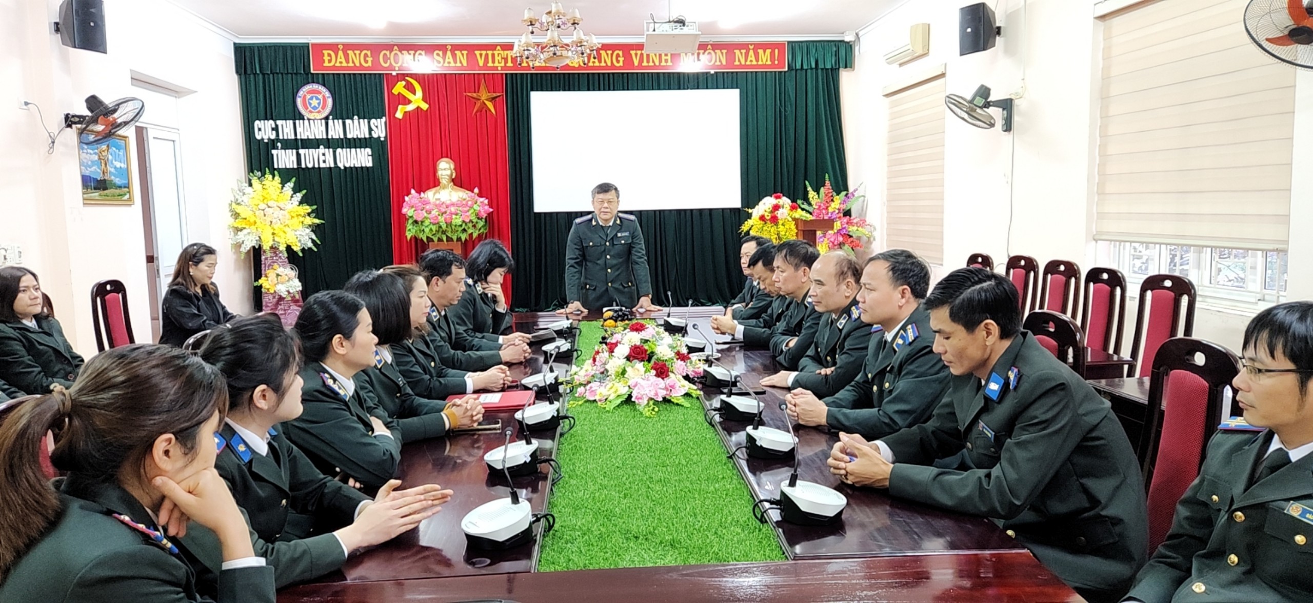 Cục THADS tỉnh triển khai quyết định điều động công chức