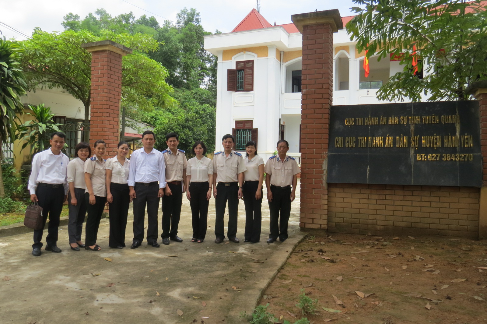 Chi cục Thi hành án dân sự huyện Hàm Yên thực hiện có hiệu quả đợt thi đua cao điểm THADS năm 2017