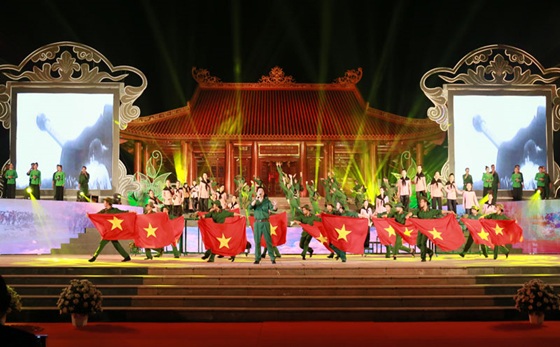 Chi đoàn Cục Thi hành án dân sự tỉnh Thái Nguyên tham dự Chương trình tưởng niệm tri ân 60 liệt sĩ TNXP Đại đội 915, Đội 91 Bắc Thái