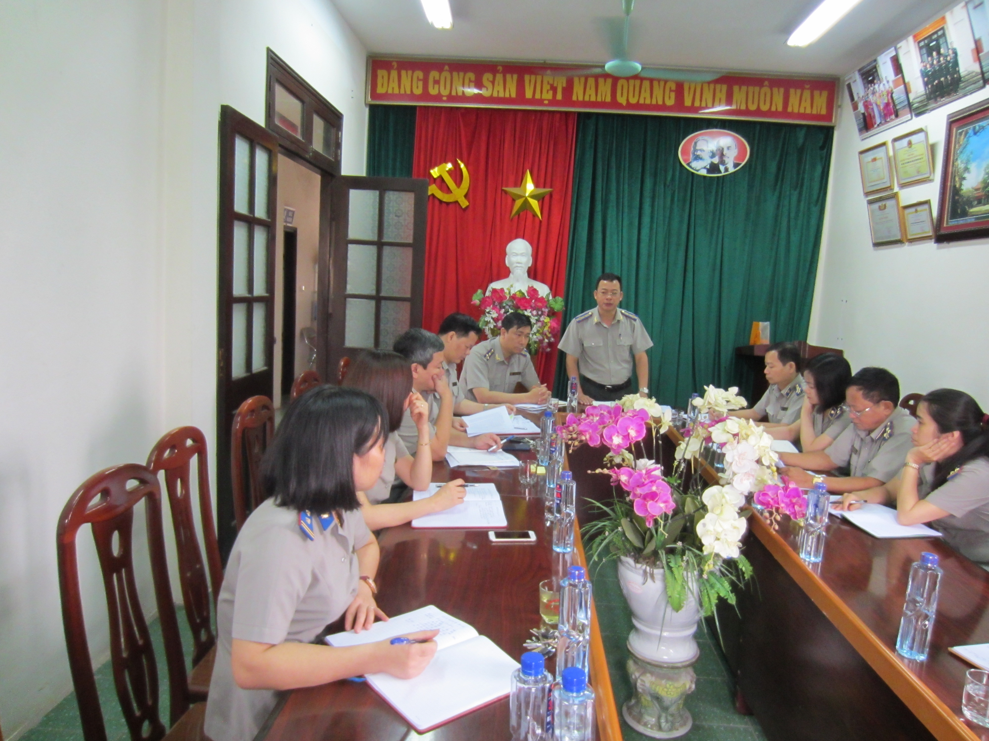 Đoàn công tác làm việc với Chi cục THADS huyện Đại Từ 