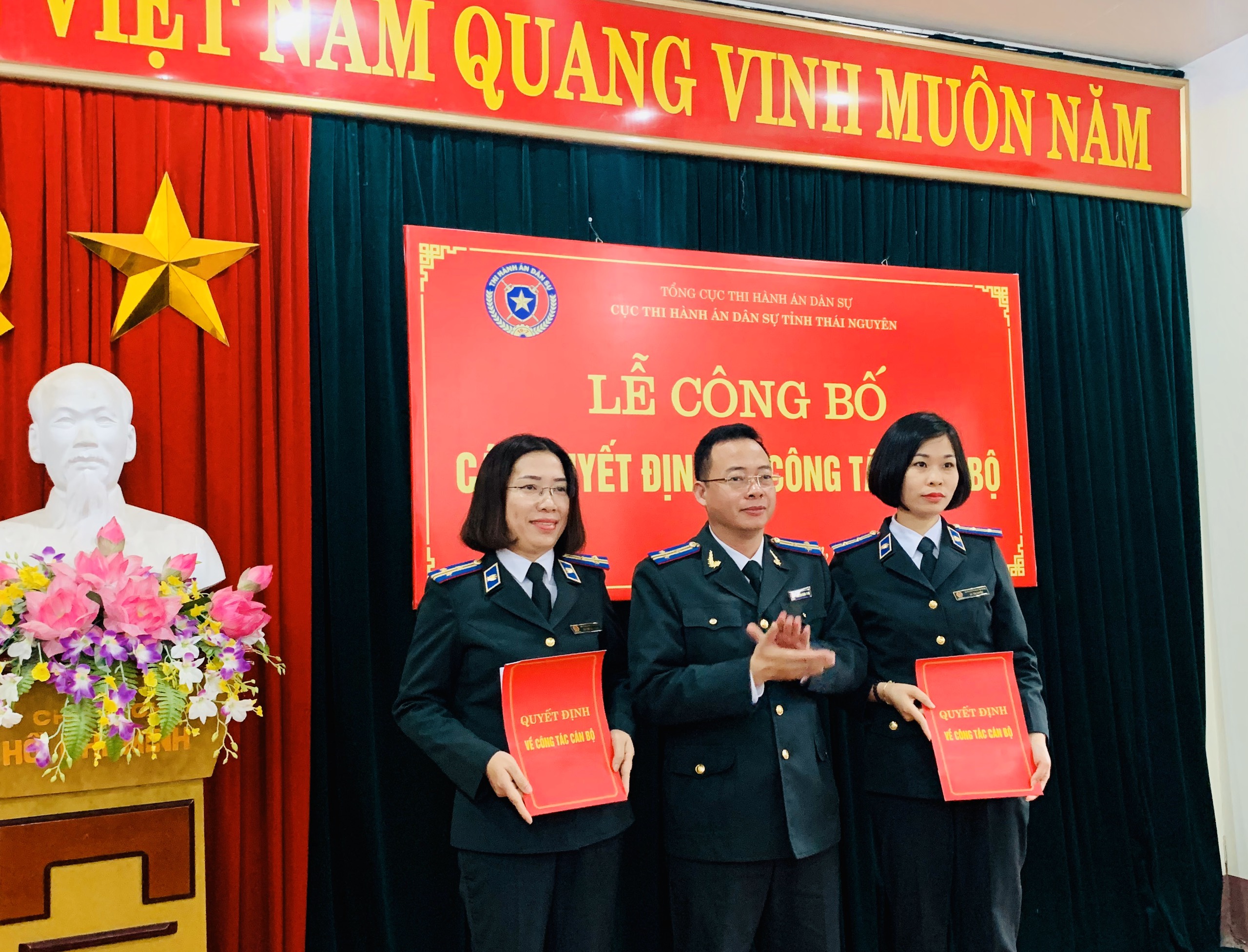 Cục THADS tỉnh tổ chức công bố các quyết định về công tác cán bộ