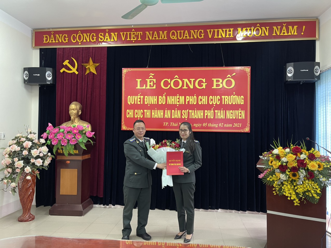 Trao quyết định điều động, bổ nhiệm Phó Chi cục trưởng Chi cục Thi hành án dân sự thành phố Thái Nguyên