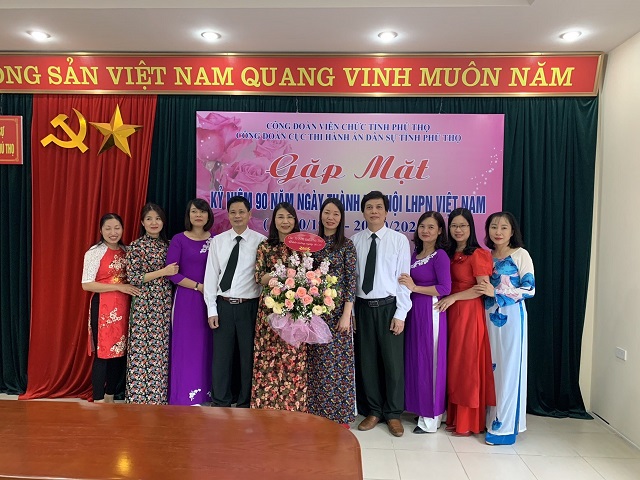 Công đoàn cơ sở Cục Thi hành án dân sự  tổ chức gặp mặt nhân ngày Phụ nữ Việt Nam 20/10