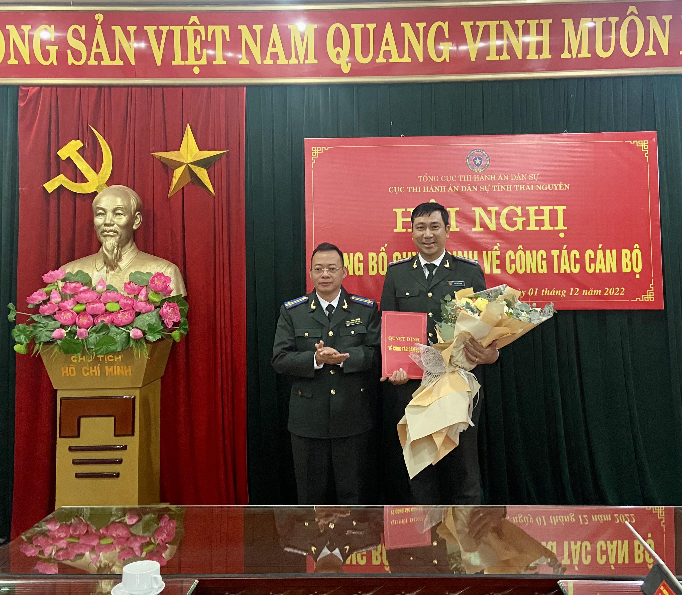 Thái Nguyên: Công bố Quyết định bổ nhiệm lại Phó Cục trưởng