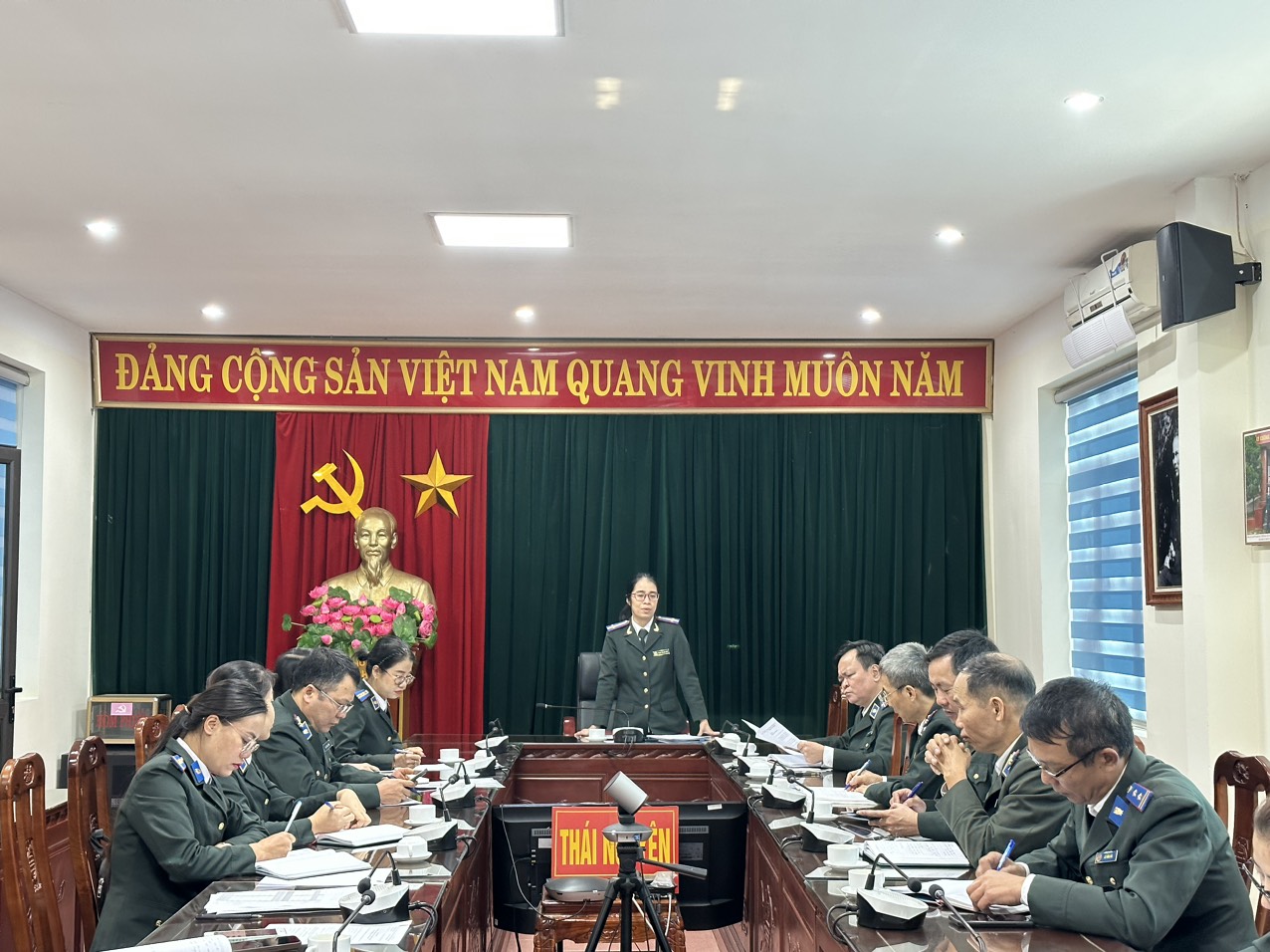 Kiểm tra việc thực hiện công tác tự kiểm tra năm 2023 của Phòng Nghiệp vụ và tổ chức thi hành án