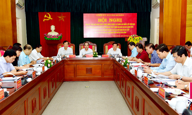 Tổng kết thực hiện Nghị quyết số 22-NQ/TW Hội nghị Trung ương 6 (khóa X) và Chỉ thị số 36-CT/TW của Bộ Chính trị (khóa XI)