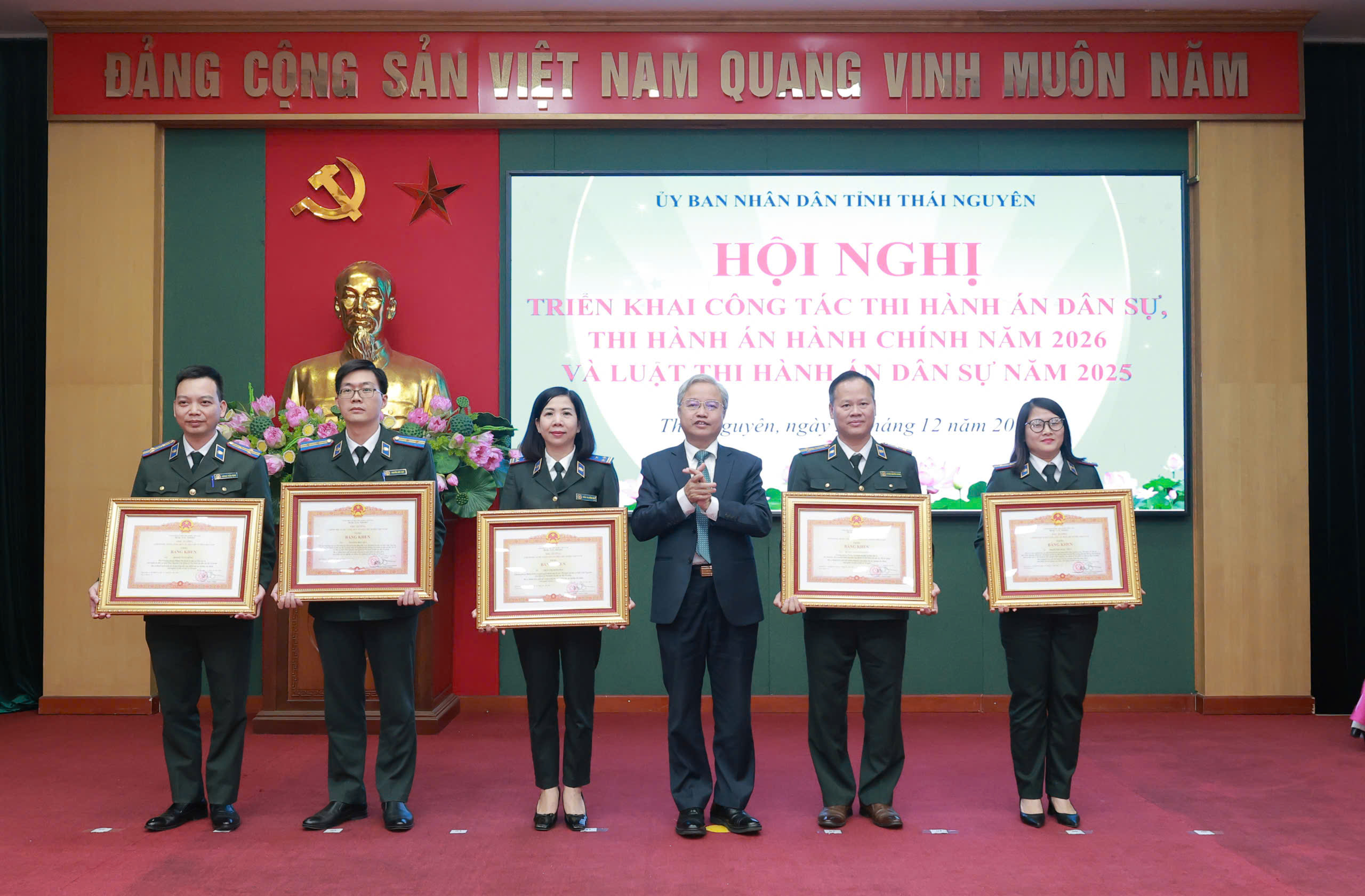 Không né tránh, không để tồn đọng kéo dài trong thi hành án