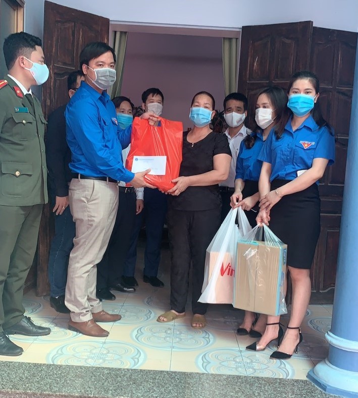 Chi đoàn thiện nguyện tổ chức chương trình thiện nguyện nhân dịp kỷ niệm 90 năm Ngày thành lập Đoàn Thanh niên cộng sản Hồ Chí Minh (26/3/1931 - 26/3/2021)