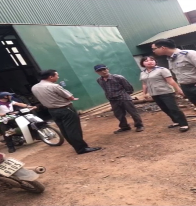 Chi cục Thi hành án dân sự thành phố Việt Trì tổ chức đợt thi hành án cao điểm chào mừng 76 năm ngày truyền thống ngành Thi hành án dân sự