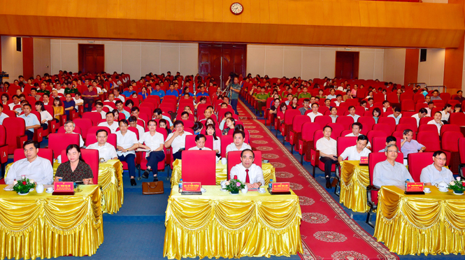 Tuyên Quang tiếp tục học tập, làm theo gương Bác bằng những việc làm cụ thể