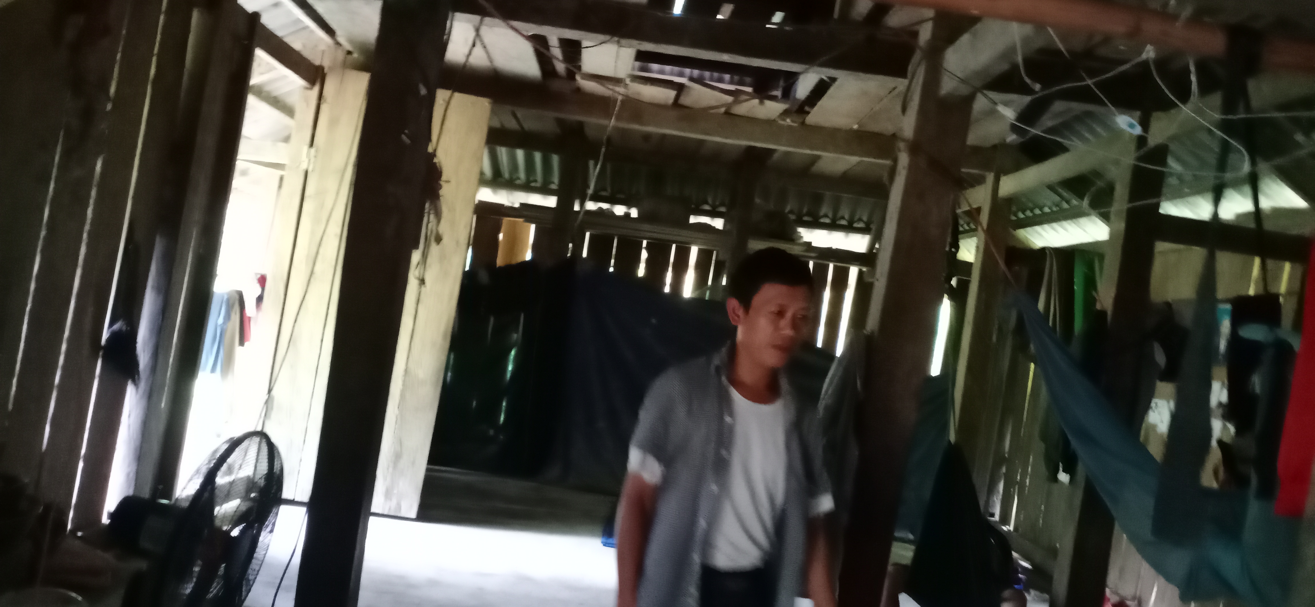 Bên trong ngôi nhà của đương sự