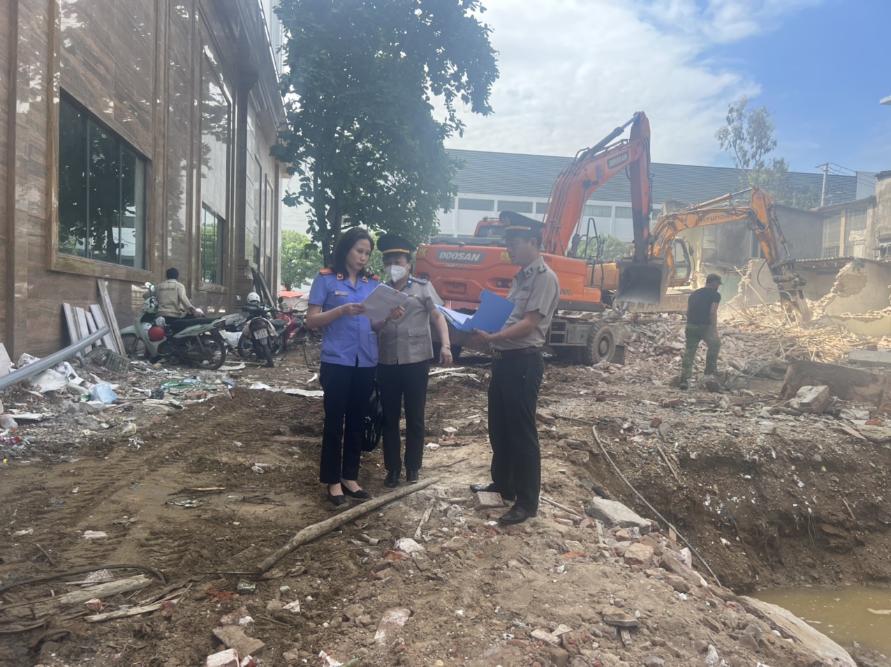 Chi cục THADS TP Thái Nguyên: Tăng cường vận động, thuyết phục đương sự