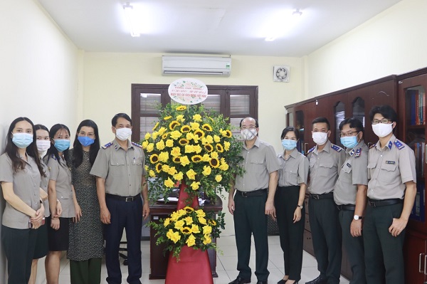 Lãnh đạo Tổng cục Thi hành án dân sự chúc mừng Cổng thông tin điện tử Thi hành án dân sự nhân ngày Báo chí Cách mạng Việt Nam