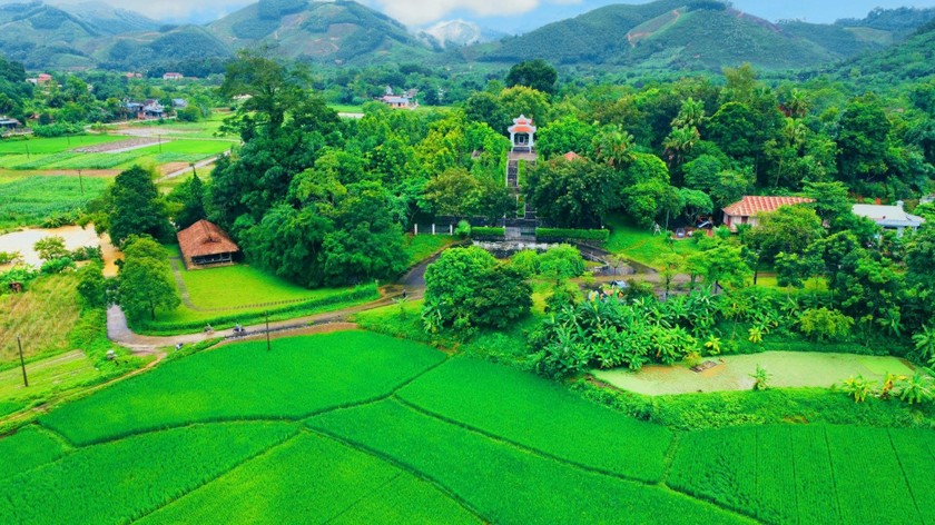 Lãnh đạo Bộ Tư pháp dâng hương kỷ niệm 78 năm ngày truyền thống ngành Tư pháp