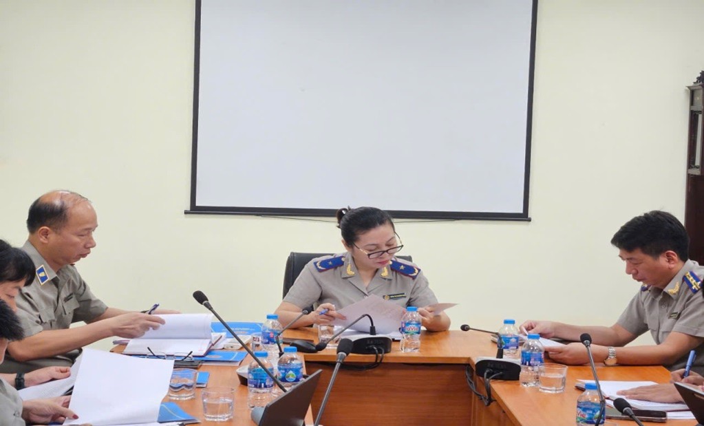 Lãnh đạo Cục quản lý Thi hành án dân sự - Bộ Tư pháp làm việc với phòng THADS khu vực nhằm nắm bắt tình hình và khó khăn sau khi sắp xếp bộ máy theo mô hình mới