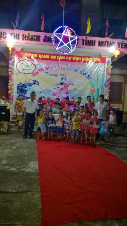 Chi bộ Cục Thi hành án dân sự tỉnh Hưng Yên tổ chức Lễ kết nạp đảng viên mới