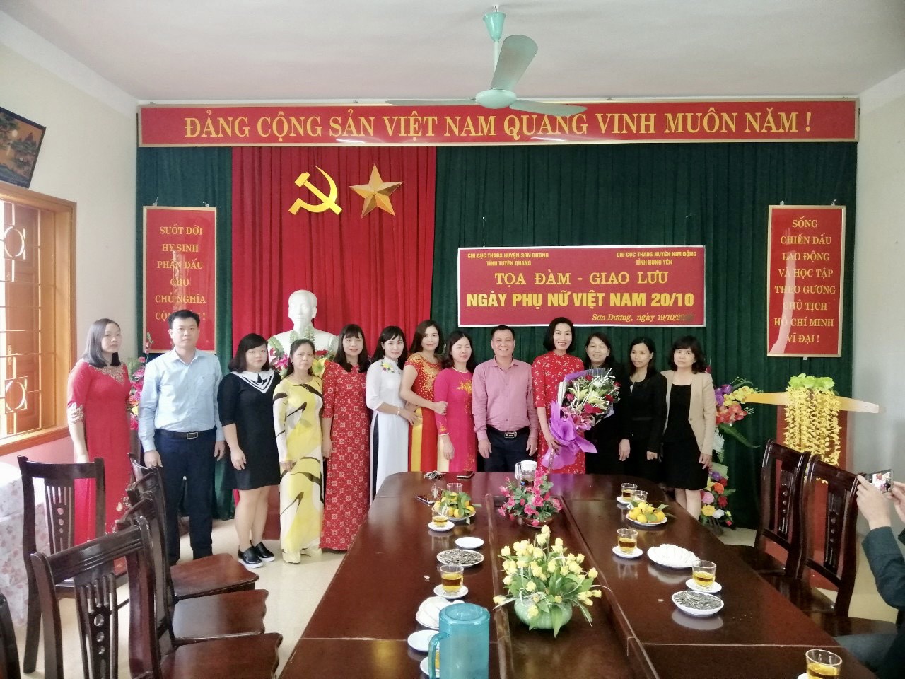 Sát cánh, chăm lo đời sống, bảo vệ quyền, lợi ích hợp pháp cho cán bộ công chức, người lao động