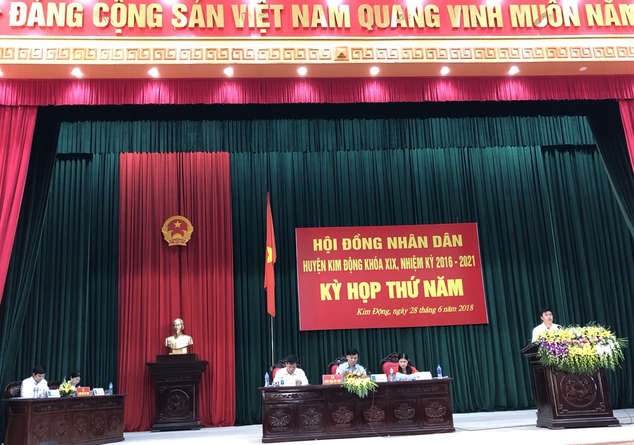 Chi cục Thi hành án dân sự huyện Kim Động báo cáo công tác THADS tại kỳ họp thứ 5 khóa XIX HĐND huyện Kim Động